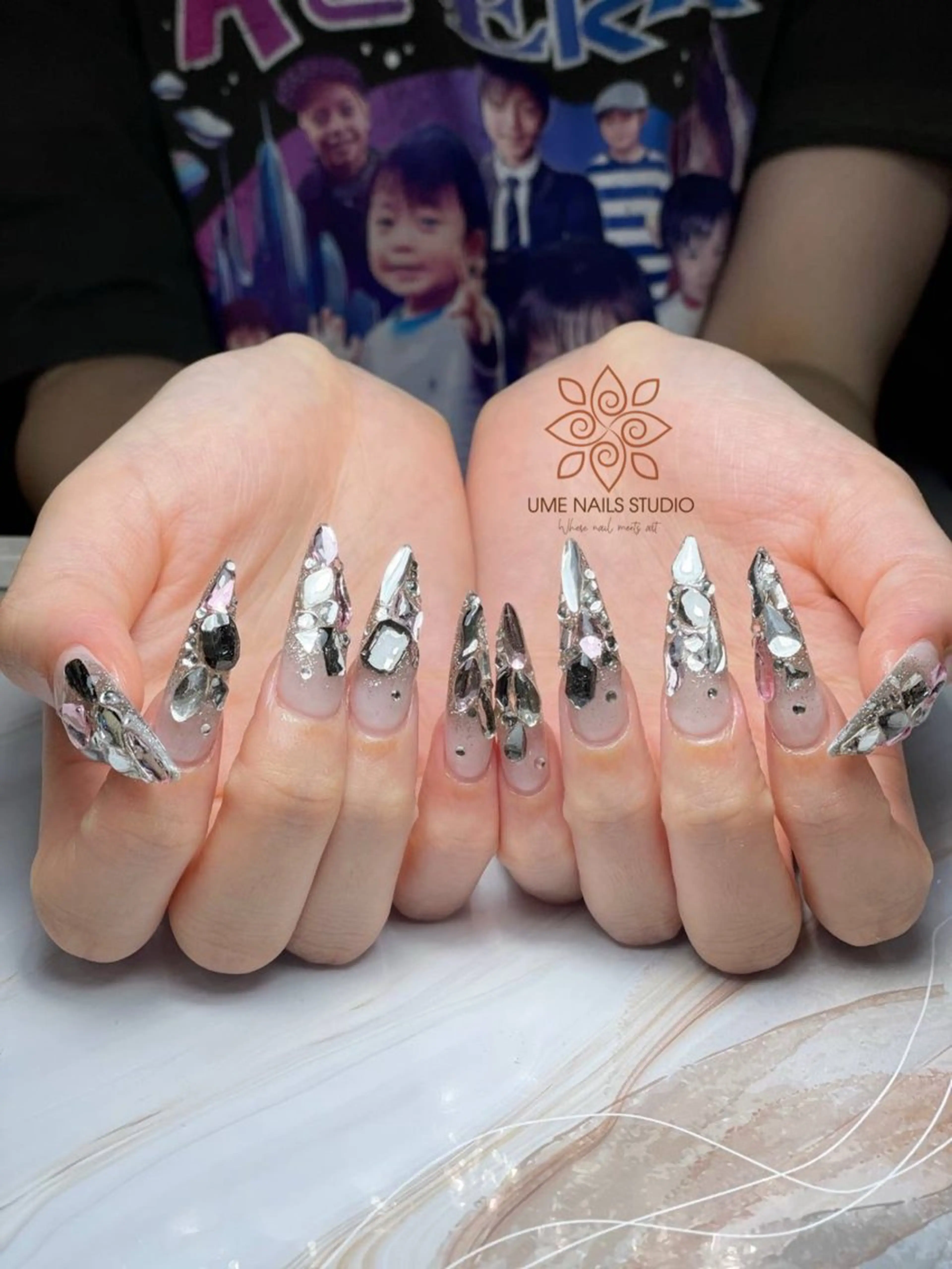 ネイル チークネイル クリアネイル ガーリー キラキラネイル 韓国ネイル ハンドネイル Ume Nail Studioのネイルデザイン