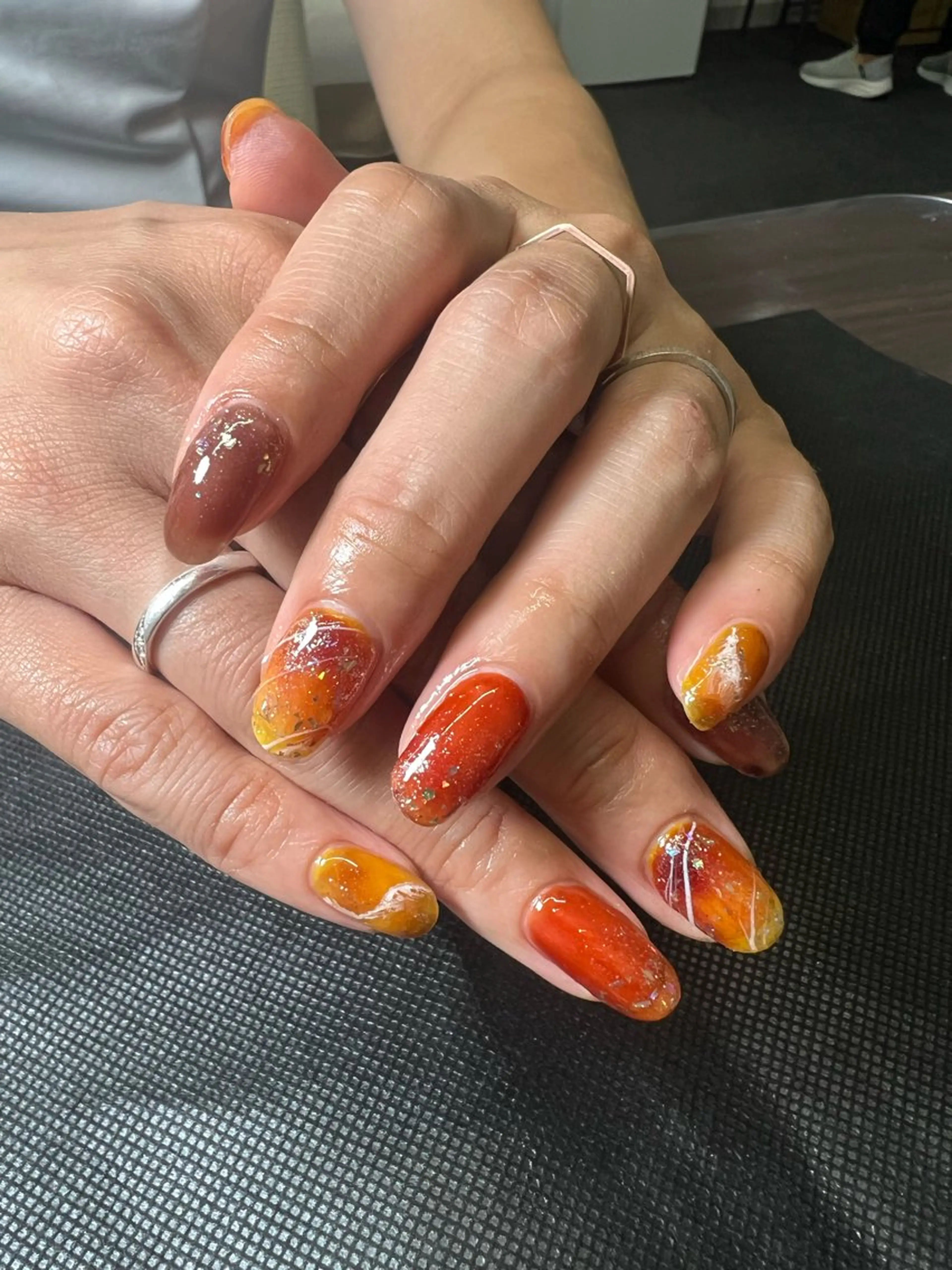 ネイル Emiネイルサロン＆スクール所属・Yui ゆいのネイルデザイン