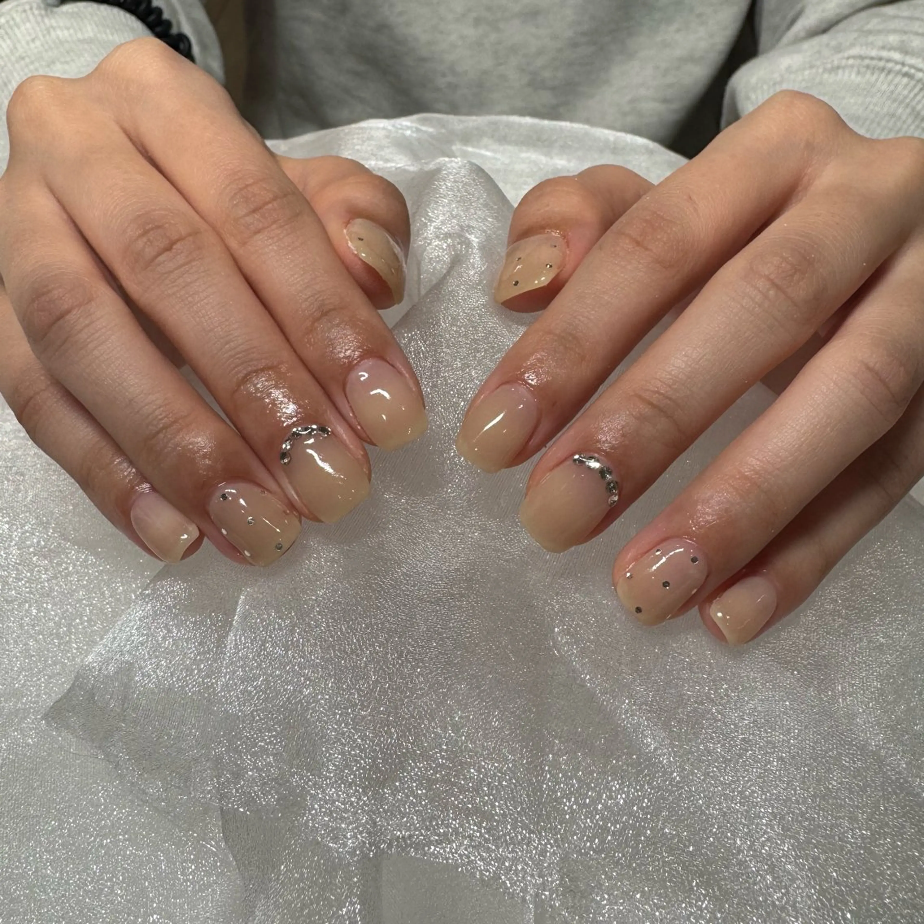 ネイル ホログラムネイル シルバー ハンドネイル mizuki 🎀のネイルデザイン