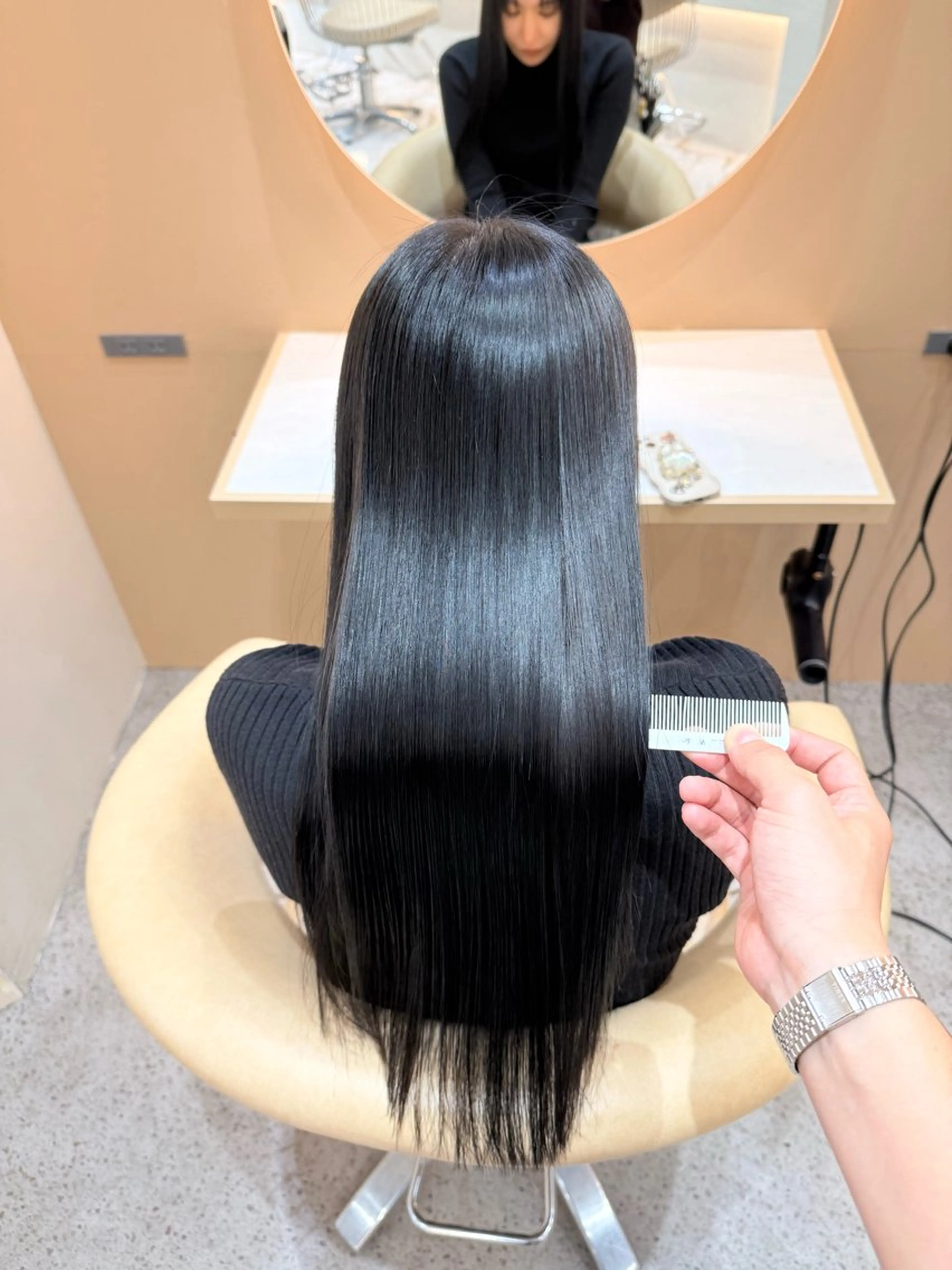 ロング カット ヘアカラー トリートメント 【透明感UP✨】🩵 赤み除去カラー/来輝のヘアスタイル