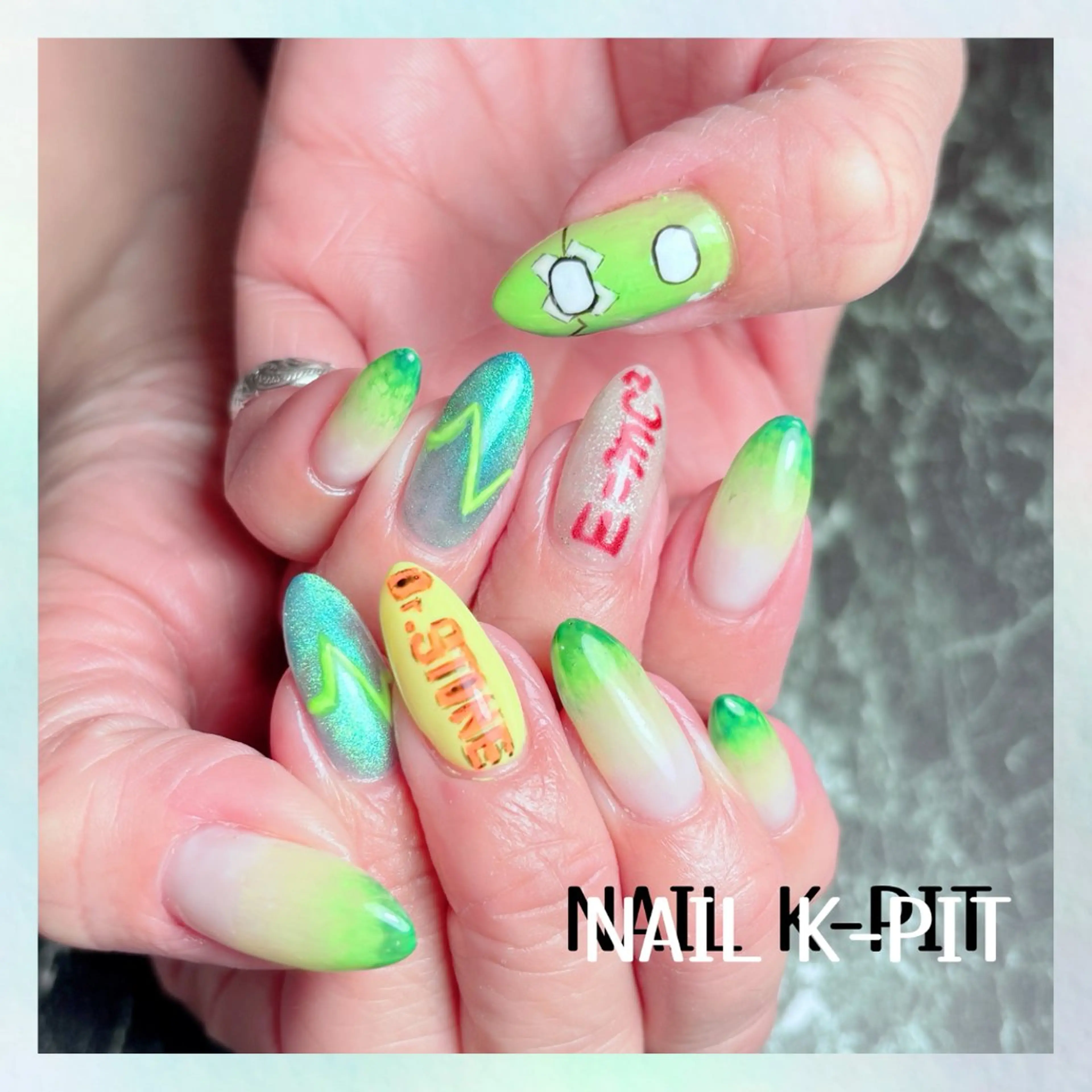 ネイル グリーン ハンドネイル NAIL K-PIT ネイル ケーピットのネイルデザイン