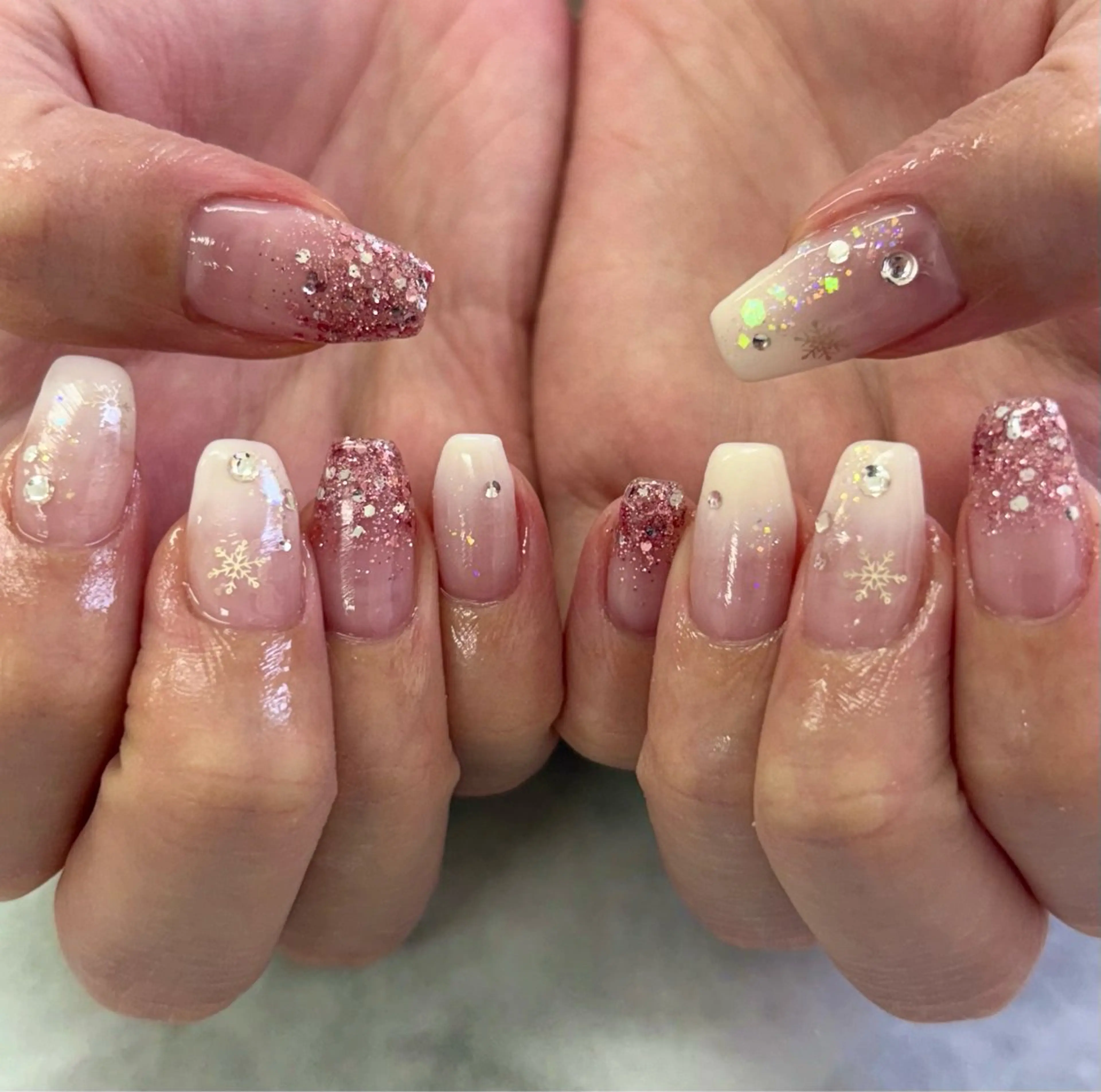 ネイル Bianca関内 USUI🐢のネイルデザイン