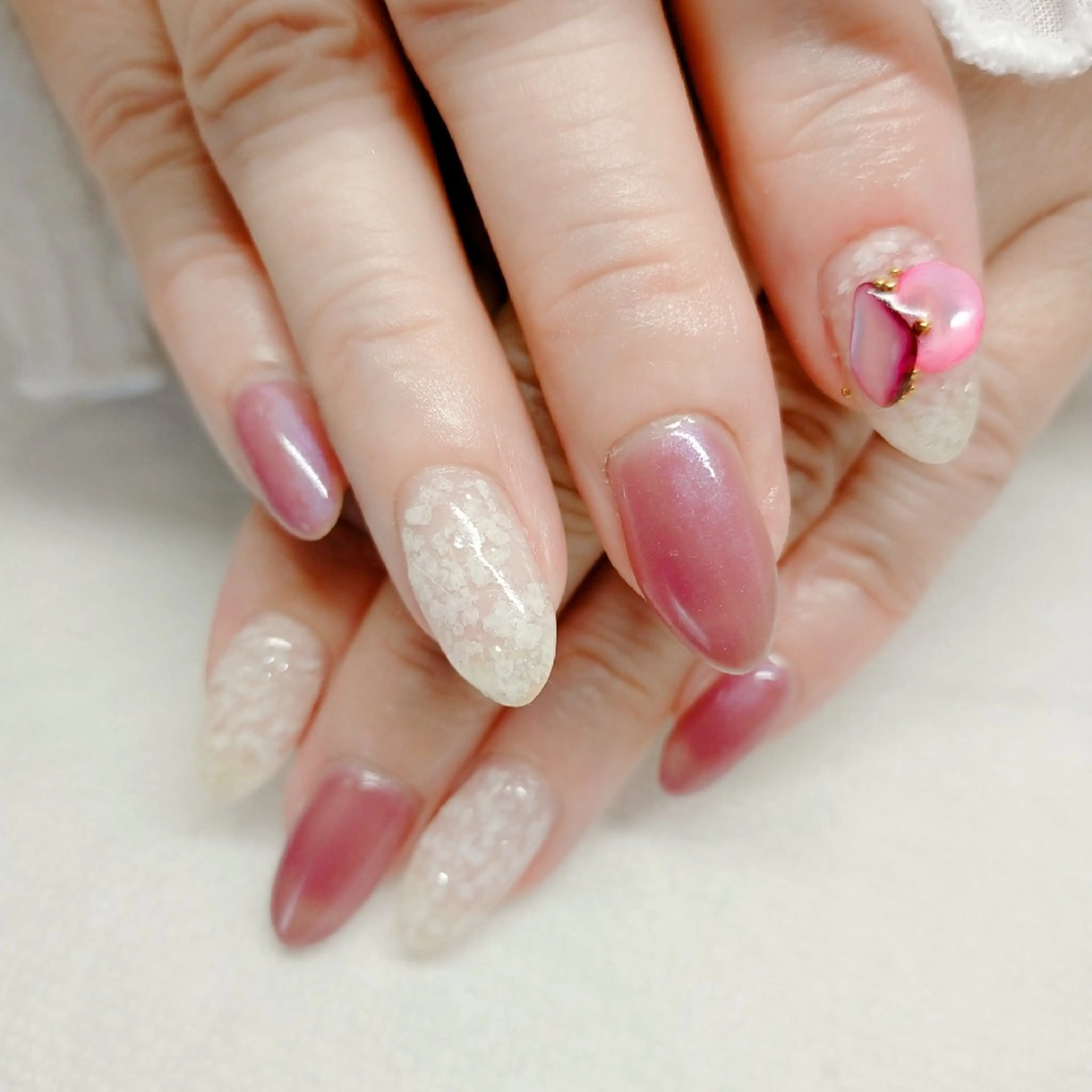 ネイル ネイルサロン極美堂　 秦野店のネイルデザイン