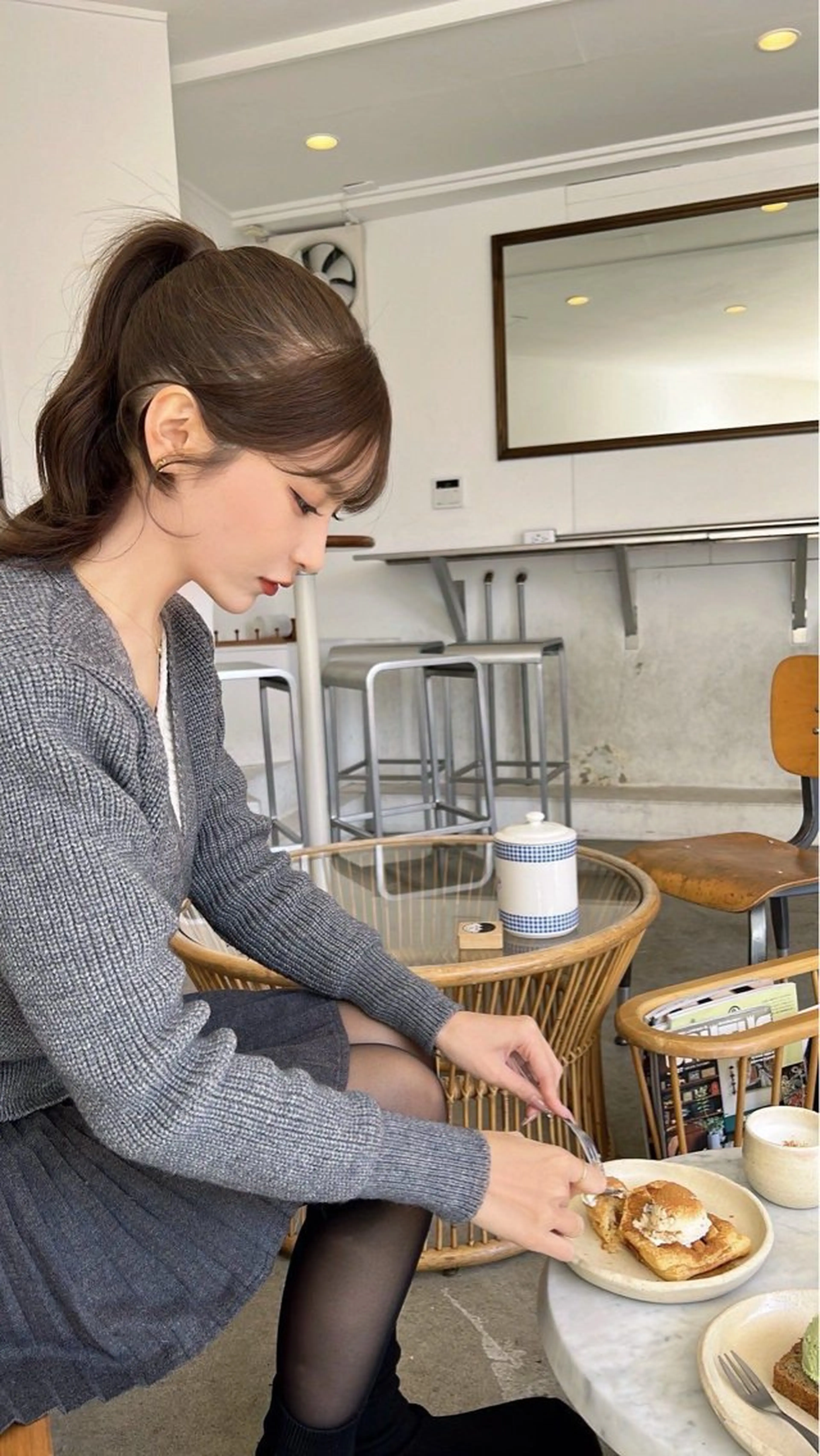 セミロング カラー カット ヘアカラー トリートメント 莉乃/縮毛矯正/髪質 改善/艶カラーのヘアスタイル