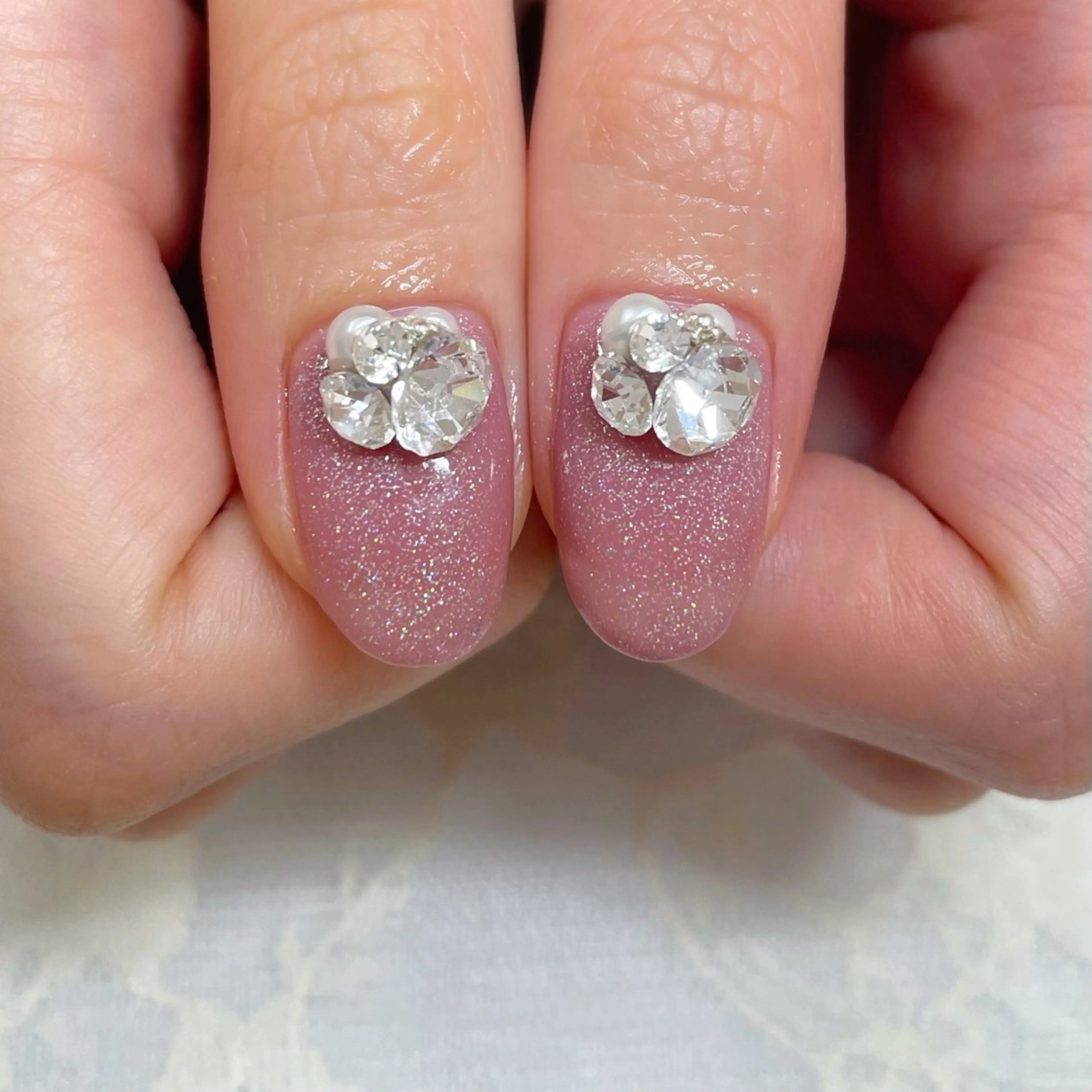 ネイル ゴージャス キラキラネイル nailroom lilasのネイルデザイン