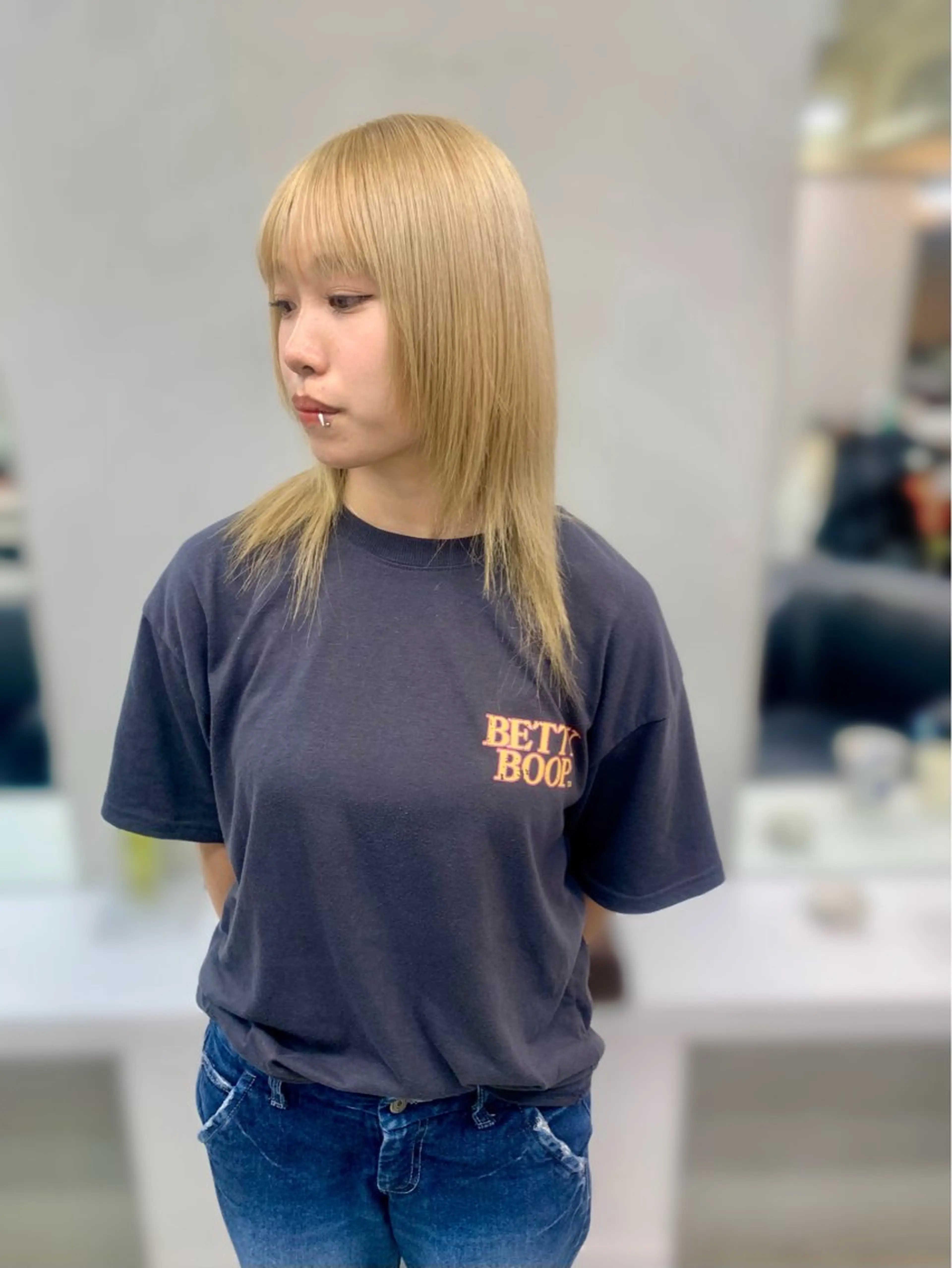 ミディアム カラー ヘアアレンジ ヘアカラー トリートメント 個性爆弾💣 ダブルカラー/ゆかのヘアスタイル