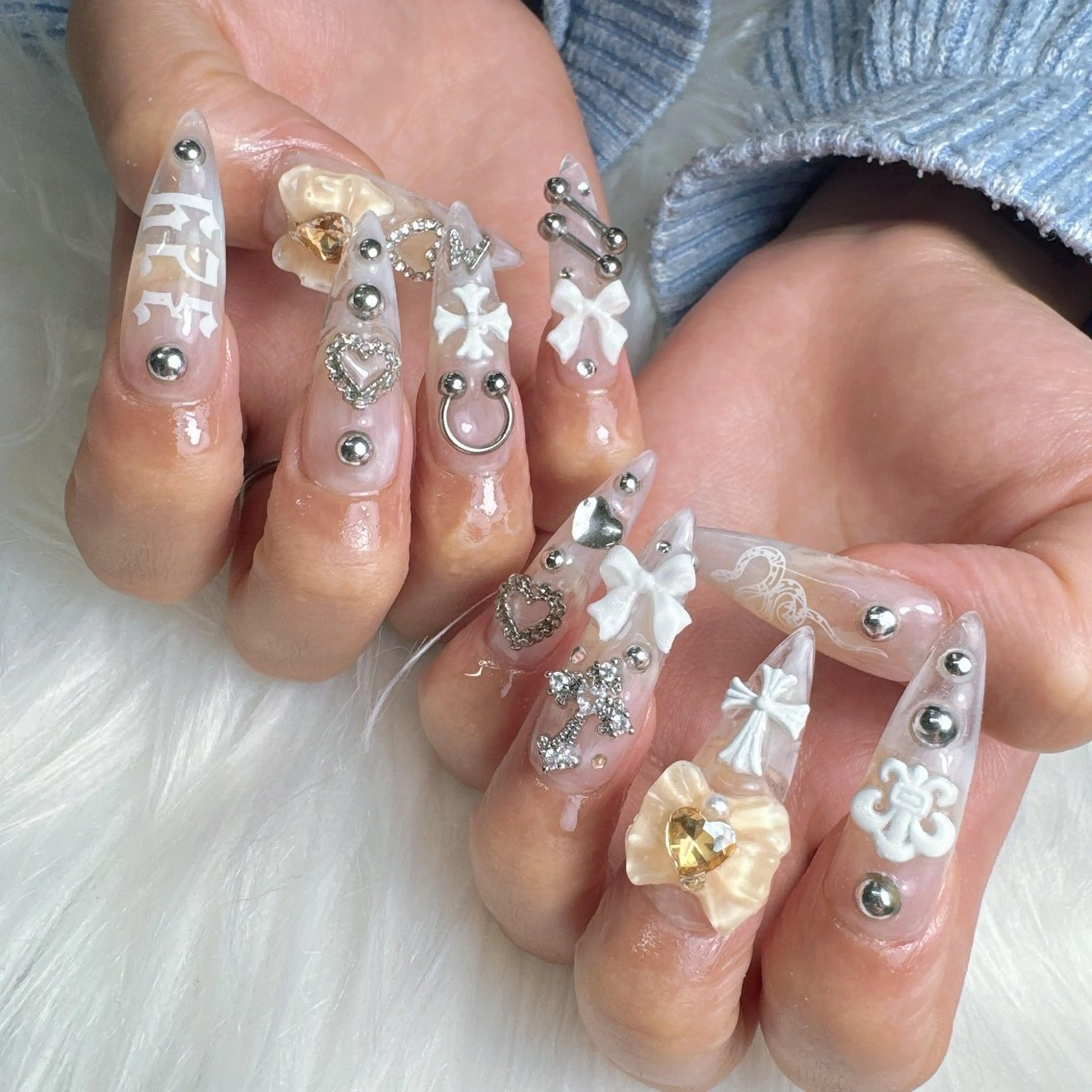 ネイル ハンドネイル Nail Salon L'arc所属・💊大阪/南船場 monica🧠のネイルデザイン