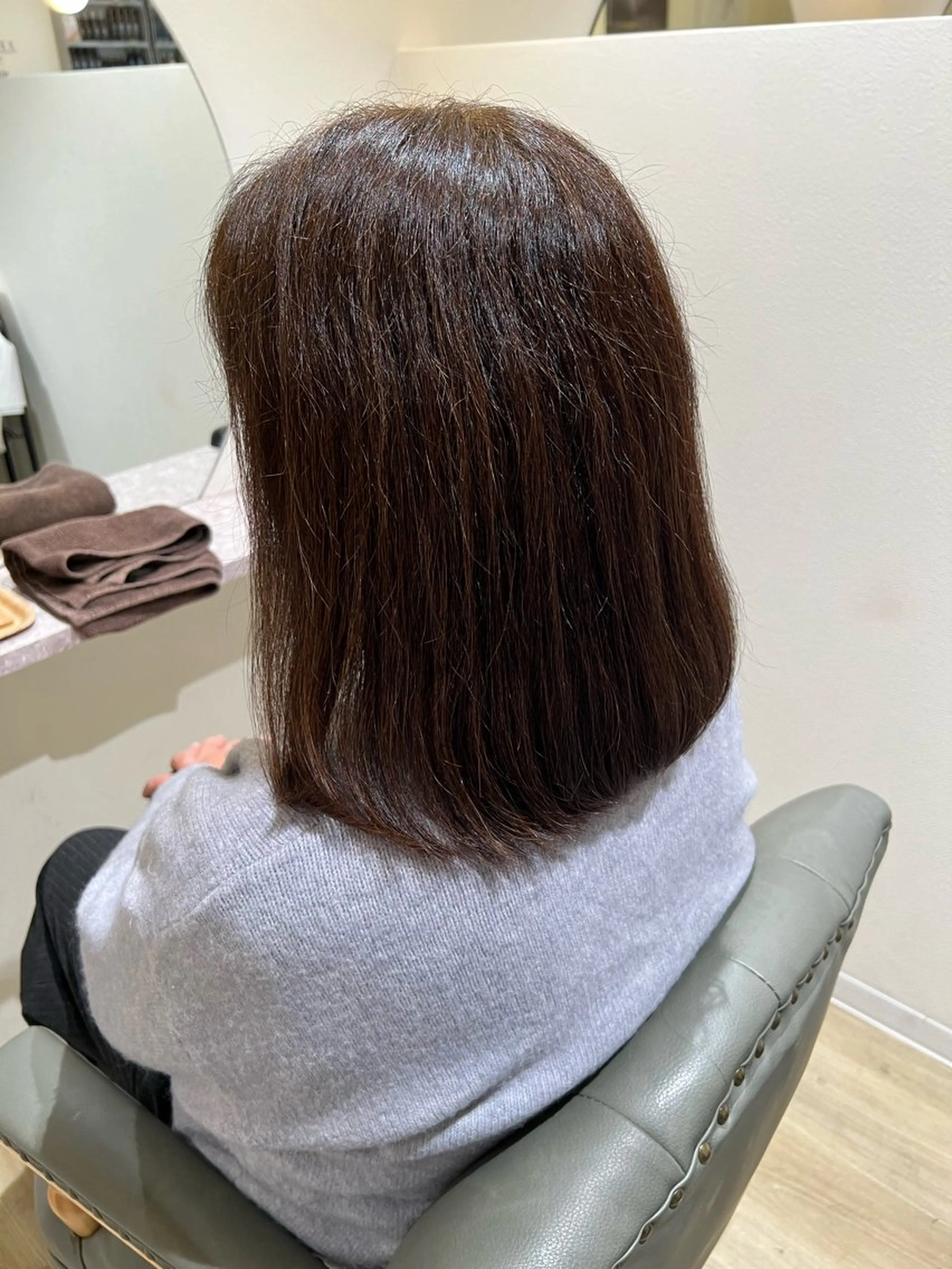 ミディアム Academy 家坂のヘアスタイル