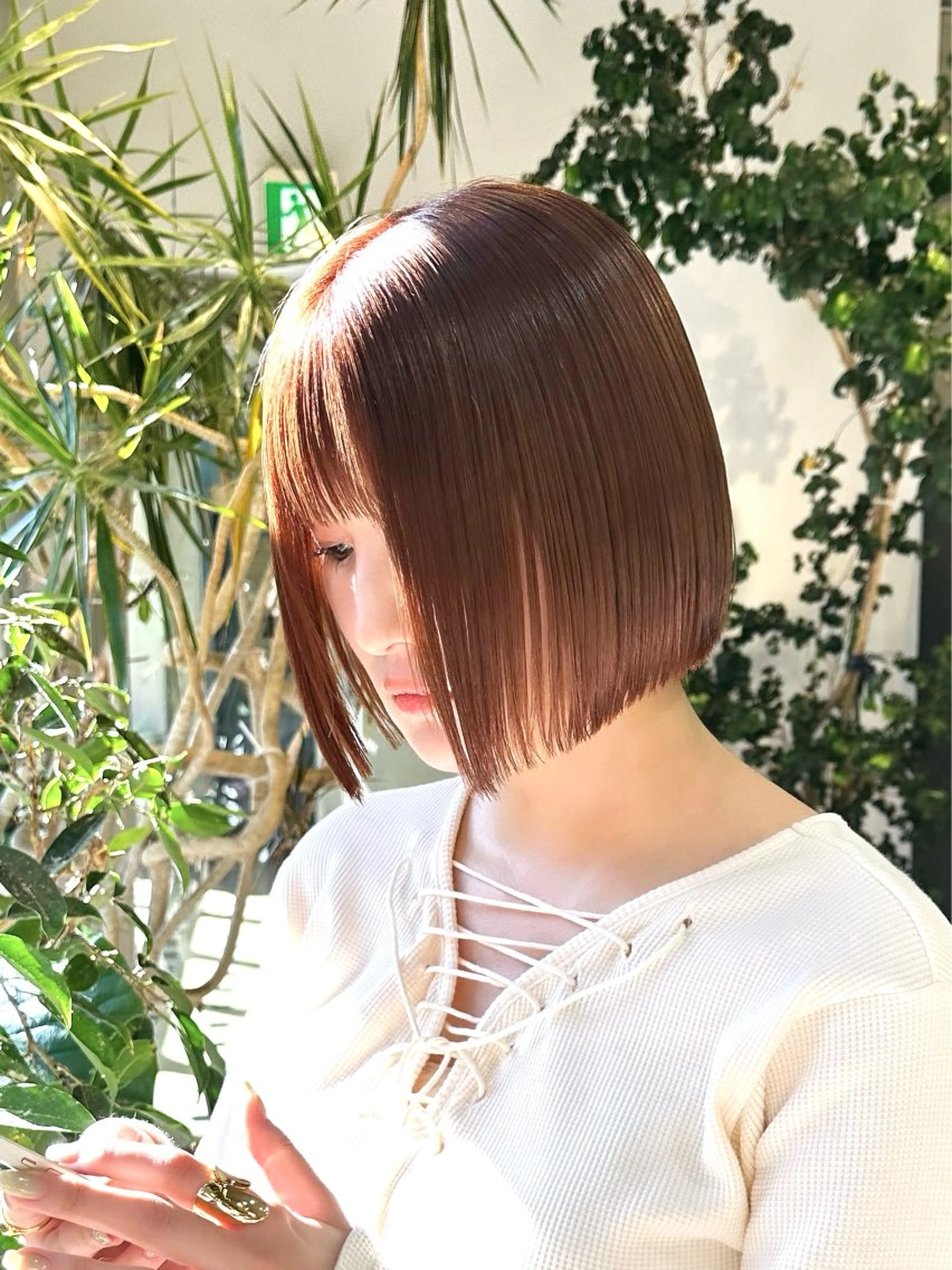 ショート 抜きっぱなしブロンド ササキカズマのヘアスタイル
