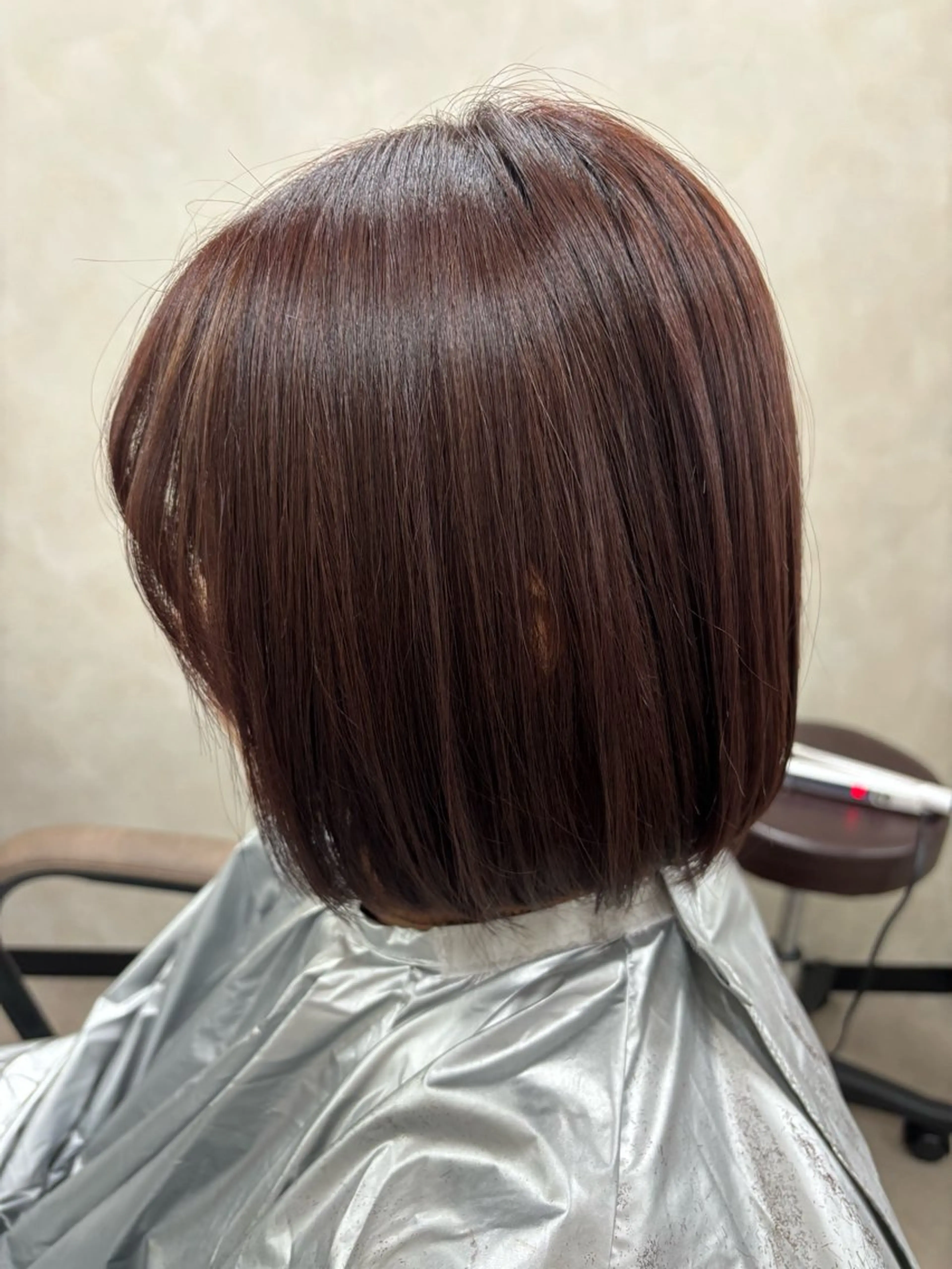 ショート カラー 切りっぱなしボブ ブリーチ ブラウンカラー ピンクカラー ピンクブラウン カット ヘアカラー トリートメント 竹内 滉太のヘアスタイル