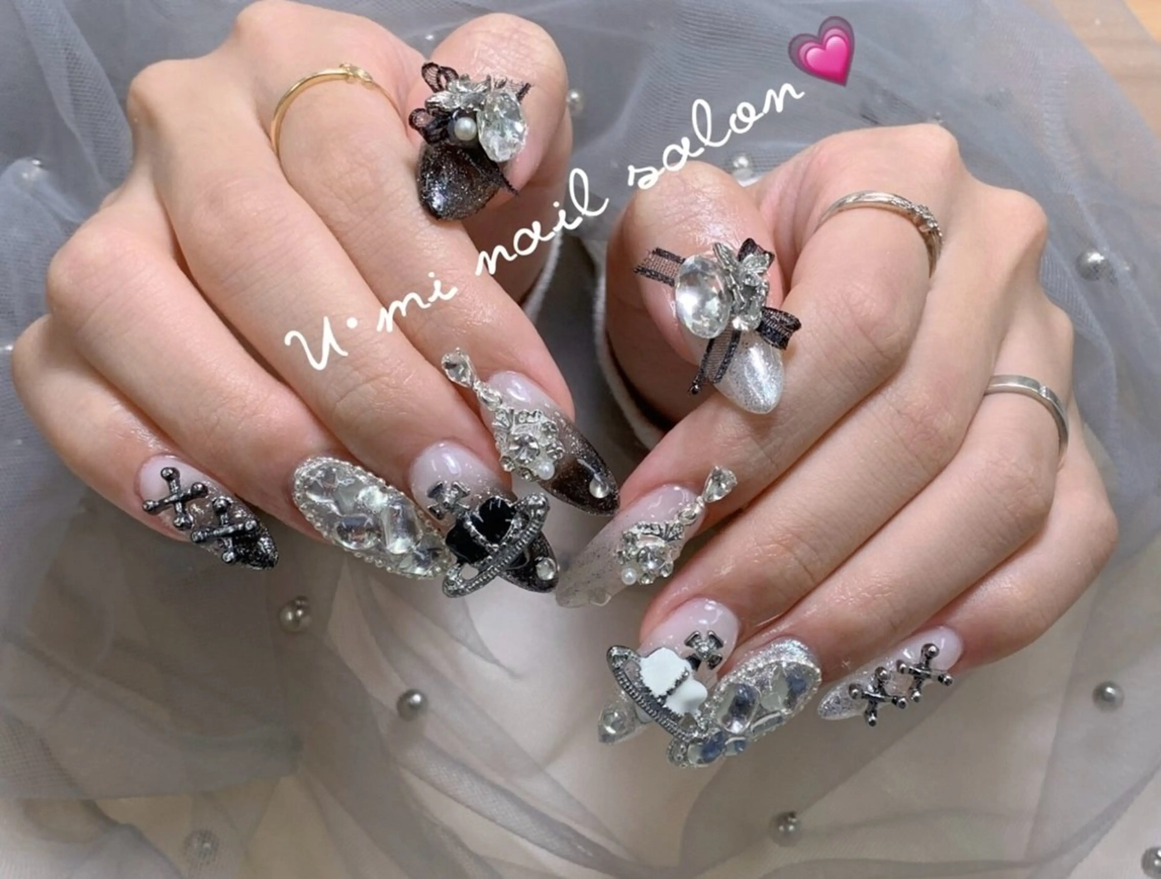 ネイル ワンホンネイル U·Mi nail salon所属・U·MI 長さ出し専門店のネイルデザイン