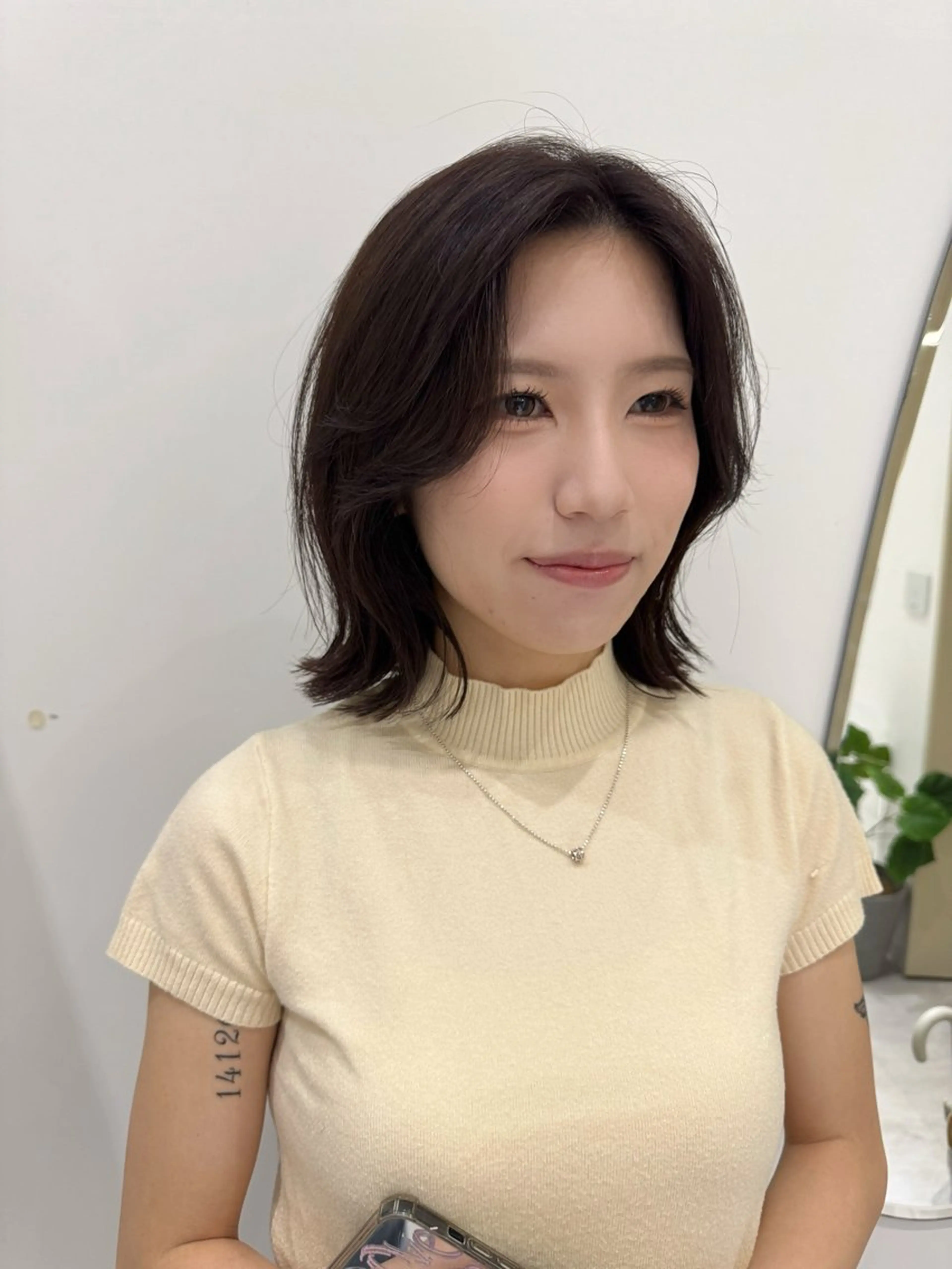ショート カラー ブラウンカラー マロンブラウン ボブ カット ヘアカラー トリートメント 透け 艶感カラー 顔周り 齊木 勇人のヘアスタイル
