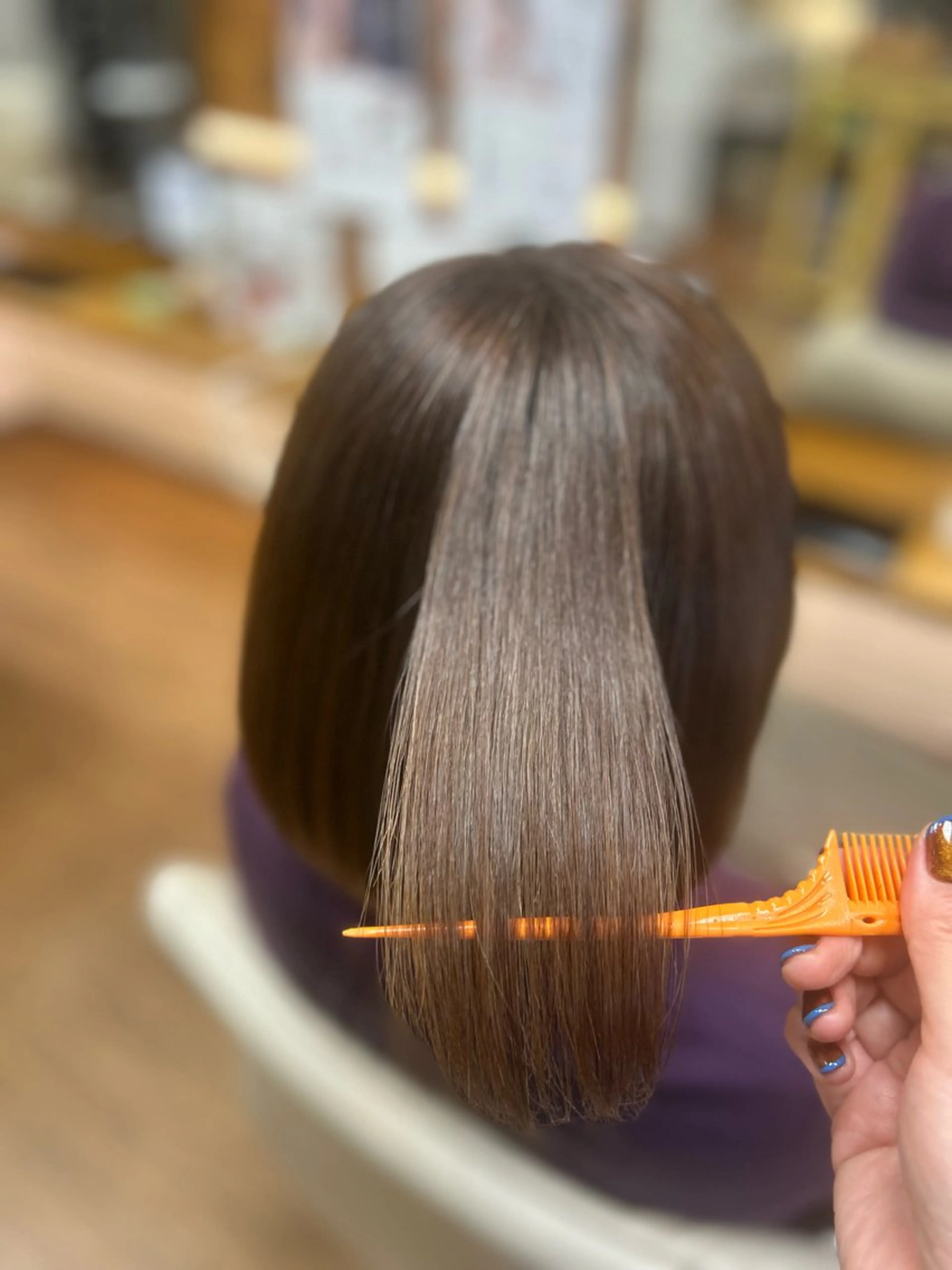 ミディアム 神谷 千明のヘアスタイル