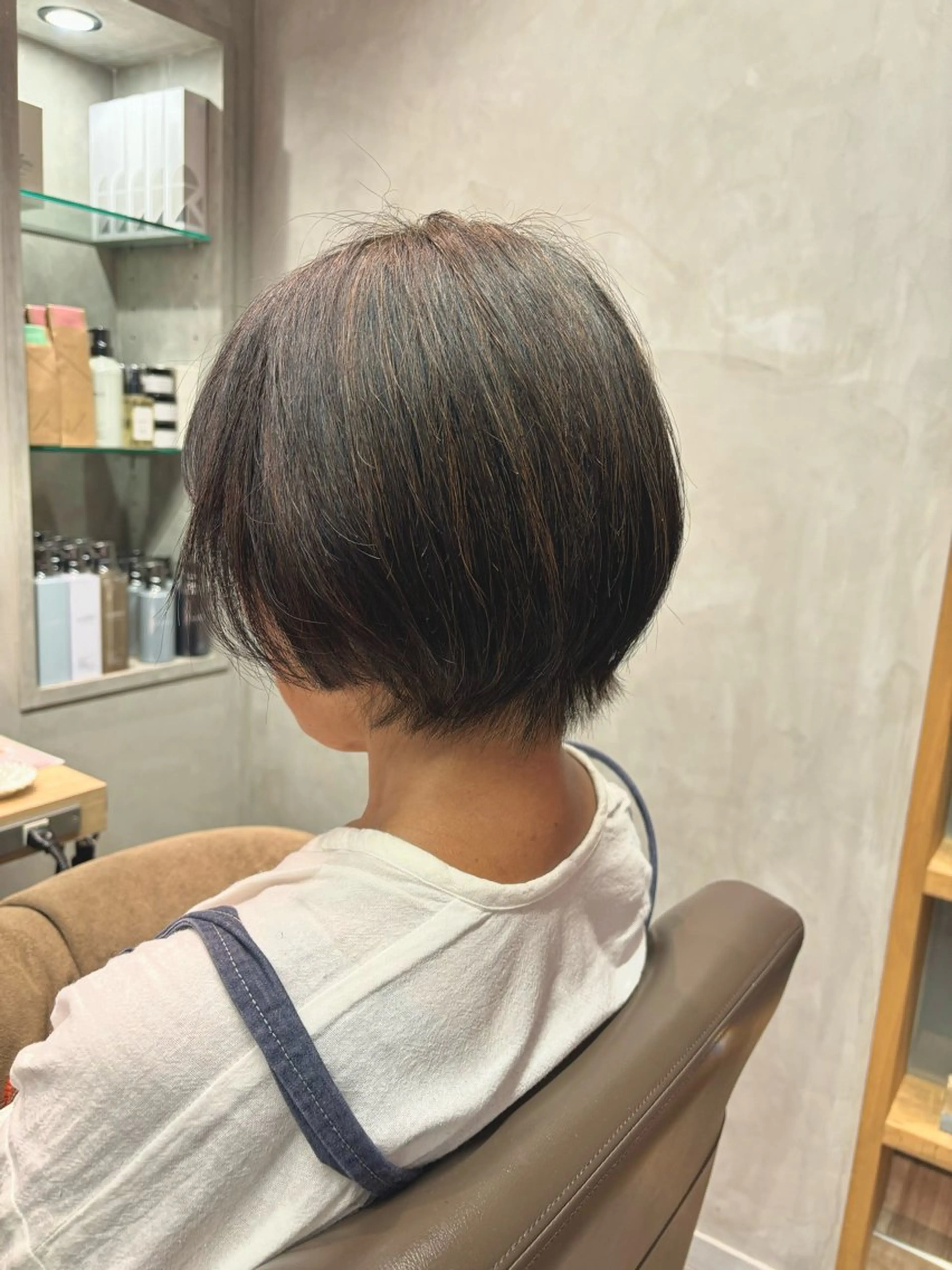 ショート ショートヘア 🎀縮毛矯正.暗髪 .艶髪🩶ちひろのヘアスタイル