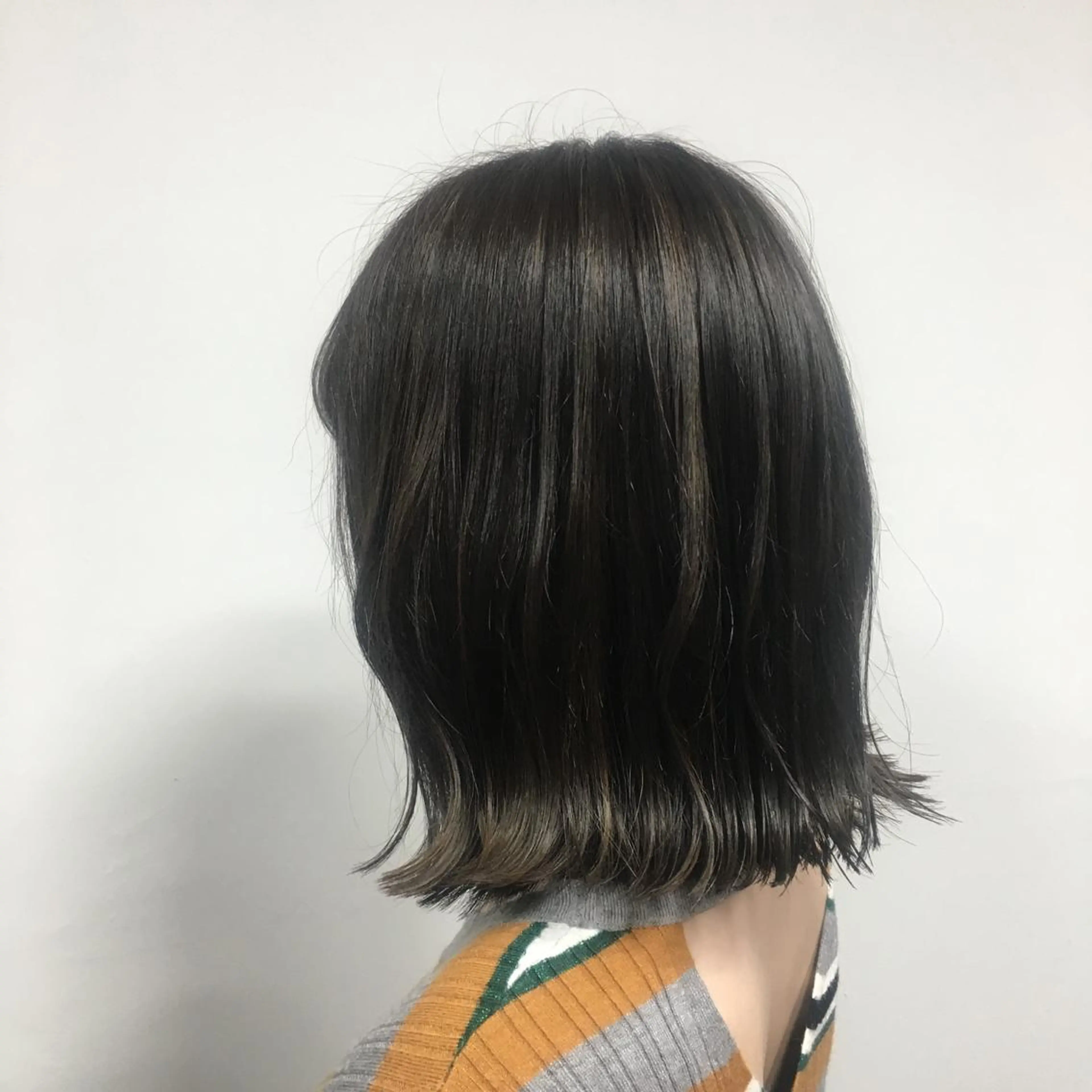 ミディアム カラー ハイライトカラー ボブ ハイライト 外ハネヘア sato harunaのヘアスタイル