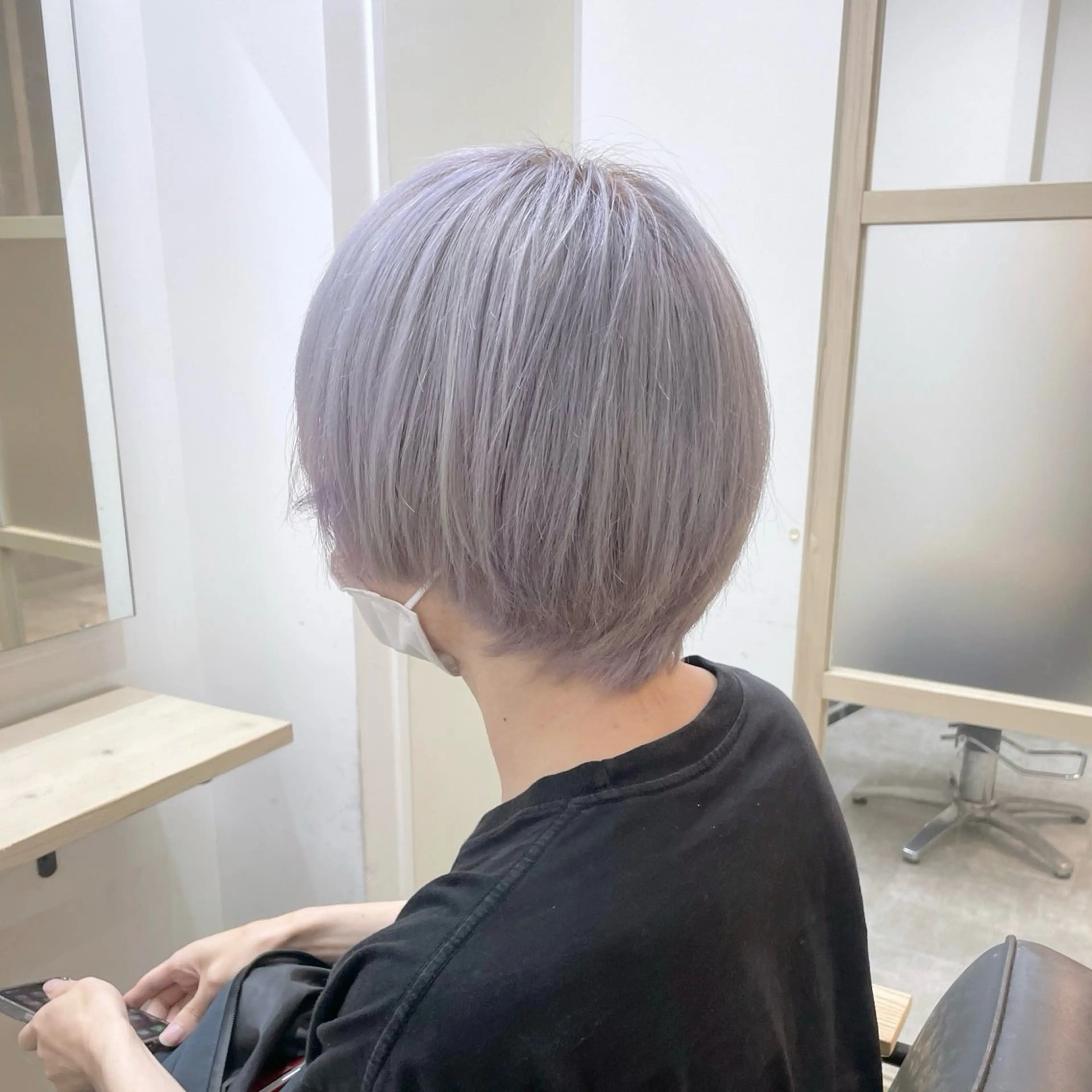 ミディアム カラー メンズ メンズブリーチ ベージュカラー ブリーチ シルバー ホワイトベージュ EMANON新宿南口所属・🦄中性ウルフ ☁️Shiori🦄のヘアスタイル
