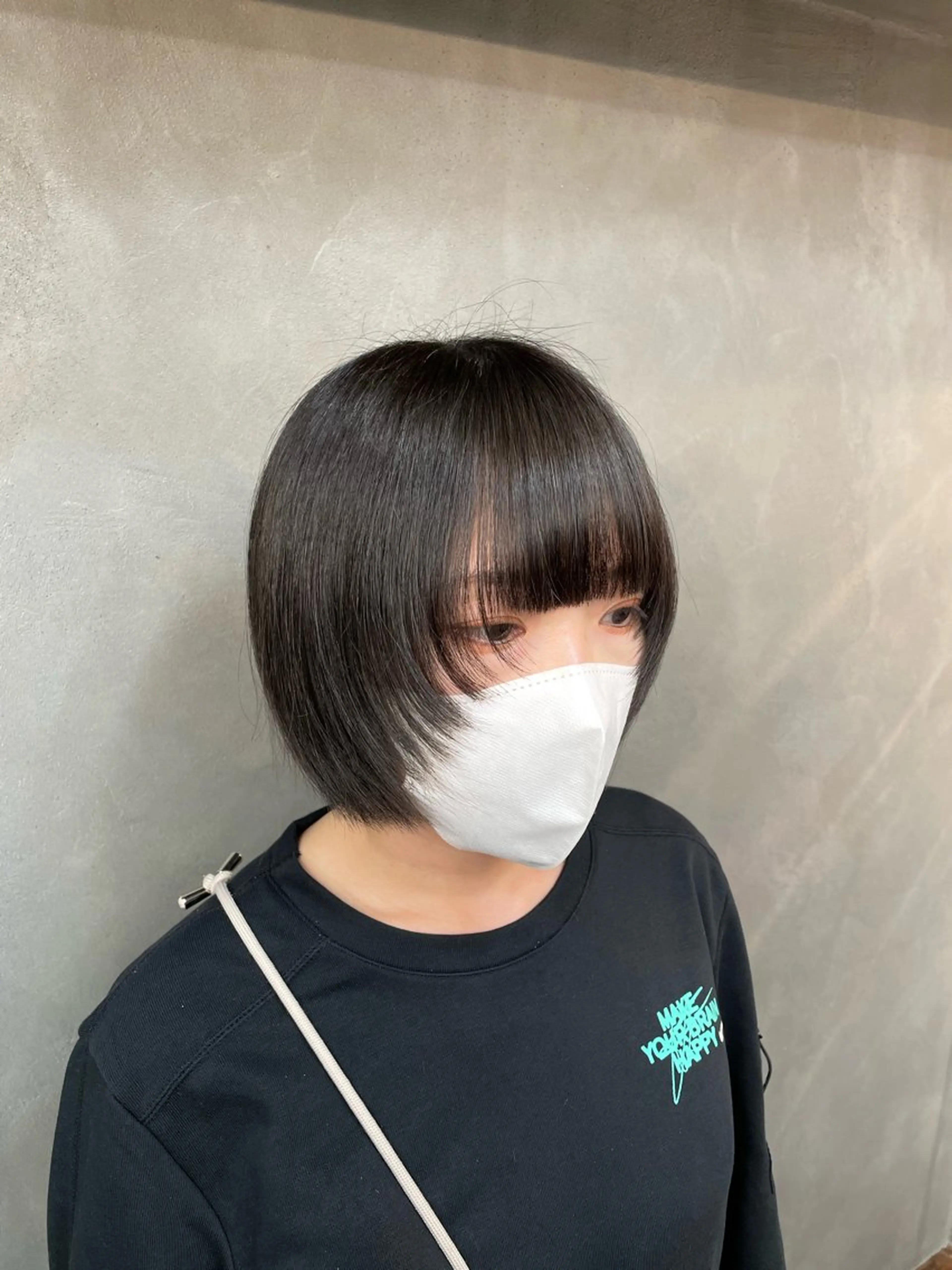 ミディアム 顔まわりレイヤー レイヤーカット TNB TOKYO所属・Insta 指名 No.1KURUMIのヘアスタイル