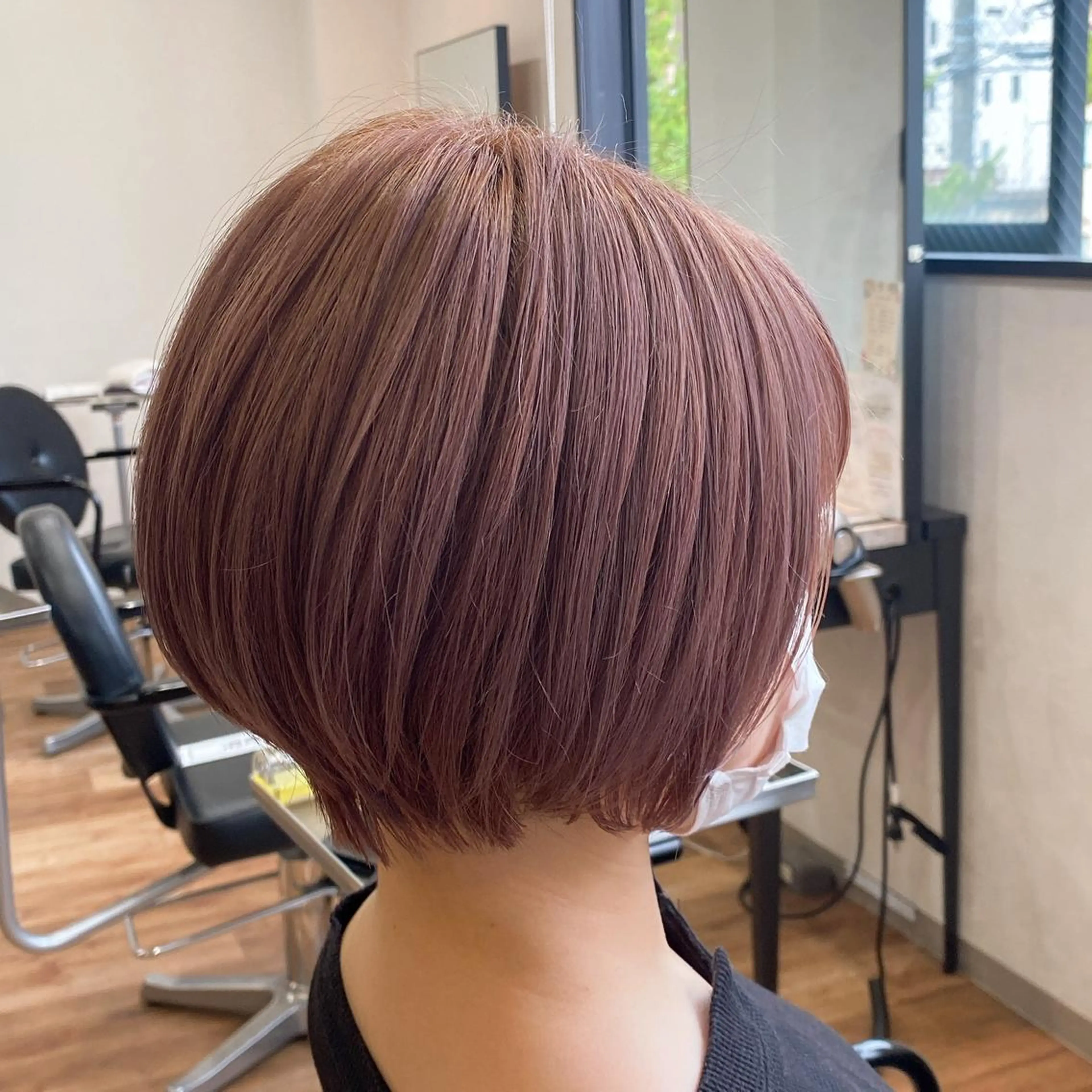 ショート カット 矢部 萌深のヘアスタイル