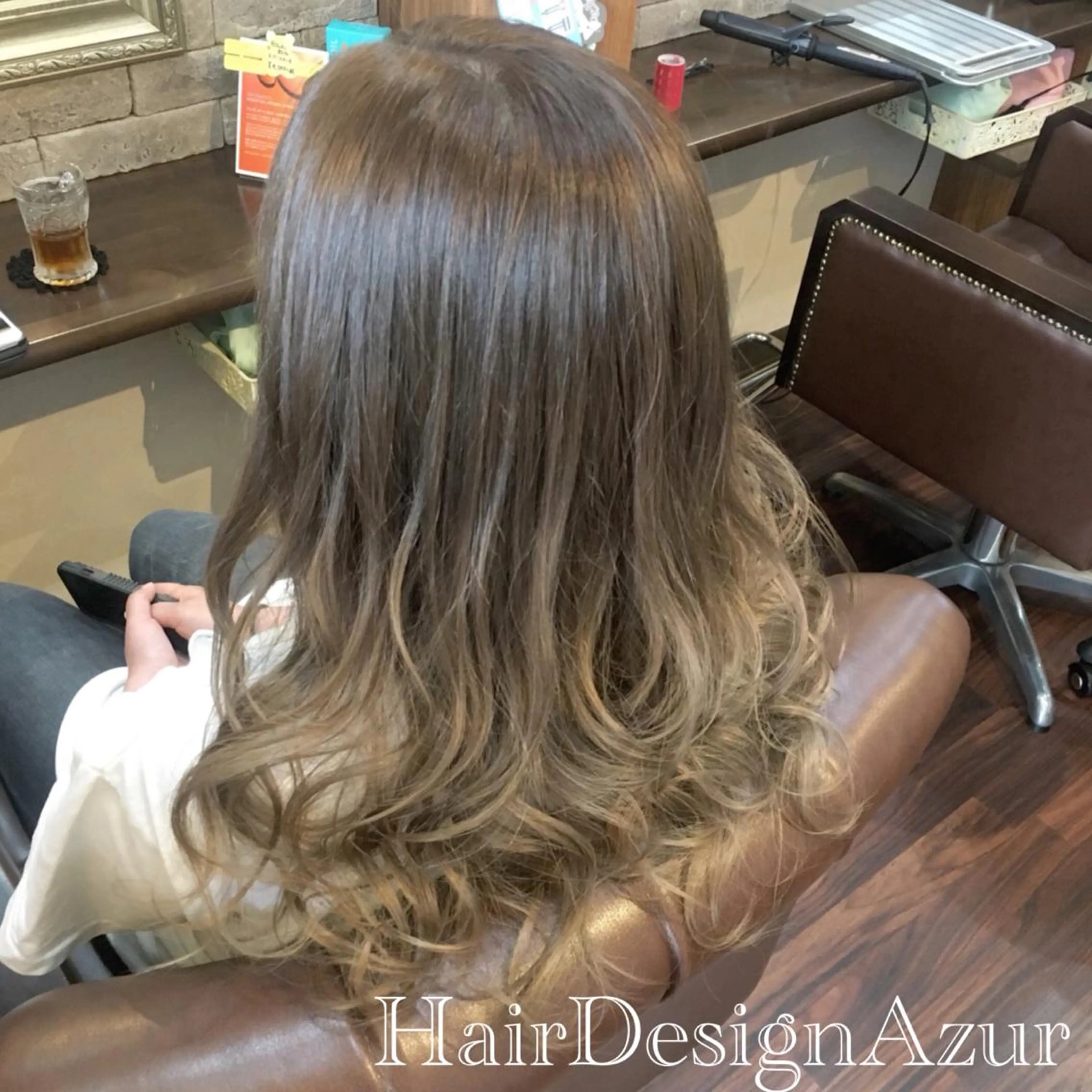 ロング カラー HairDesign Azurのヘアスタイル