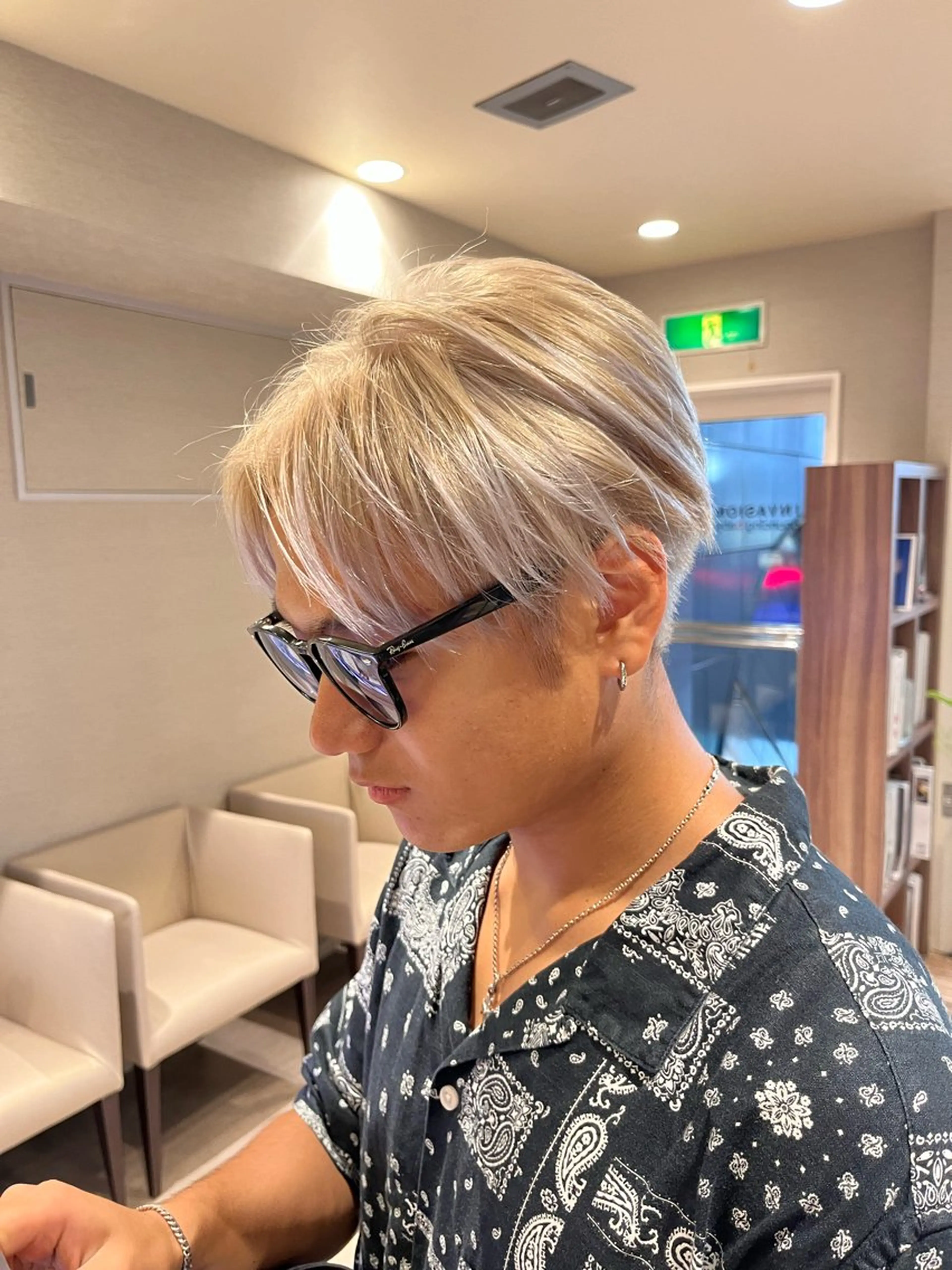 ショート カラー メンズ ブロンド カット ヘアカラー dogstar小林諒 レイヤー/パーマのヘアスタイル