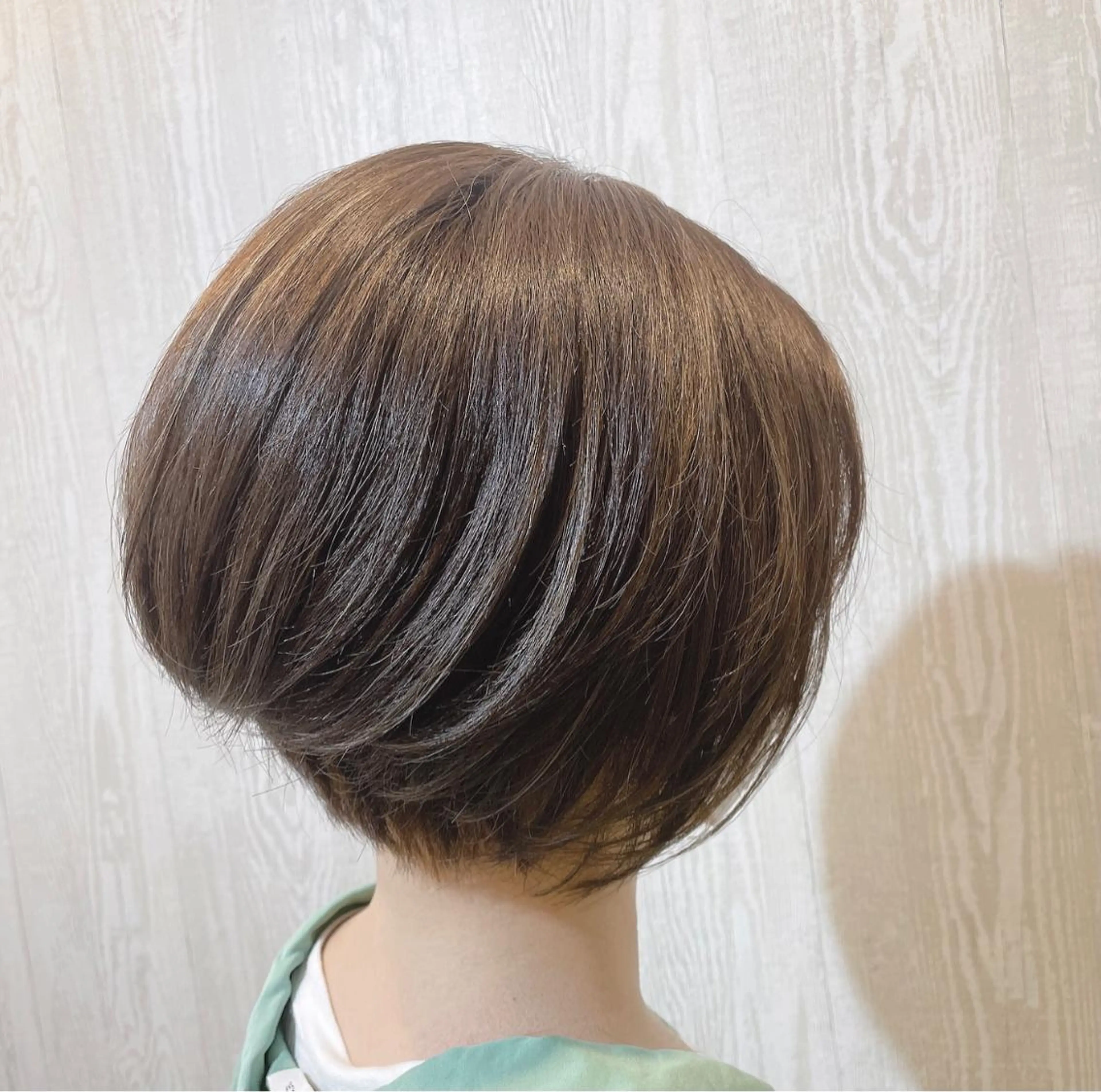 ショート カラー ヘアアレンジ カット HUENEST アカデミーサロンのヘアスタイル