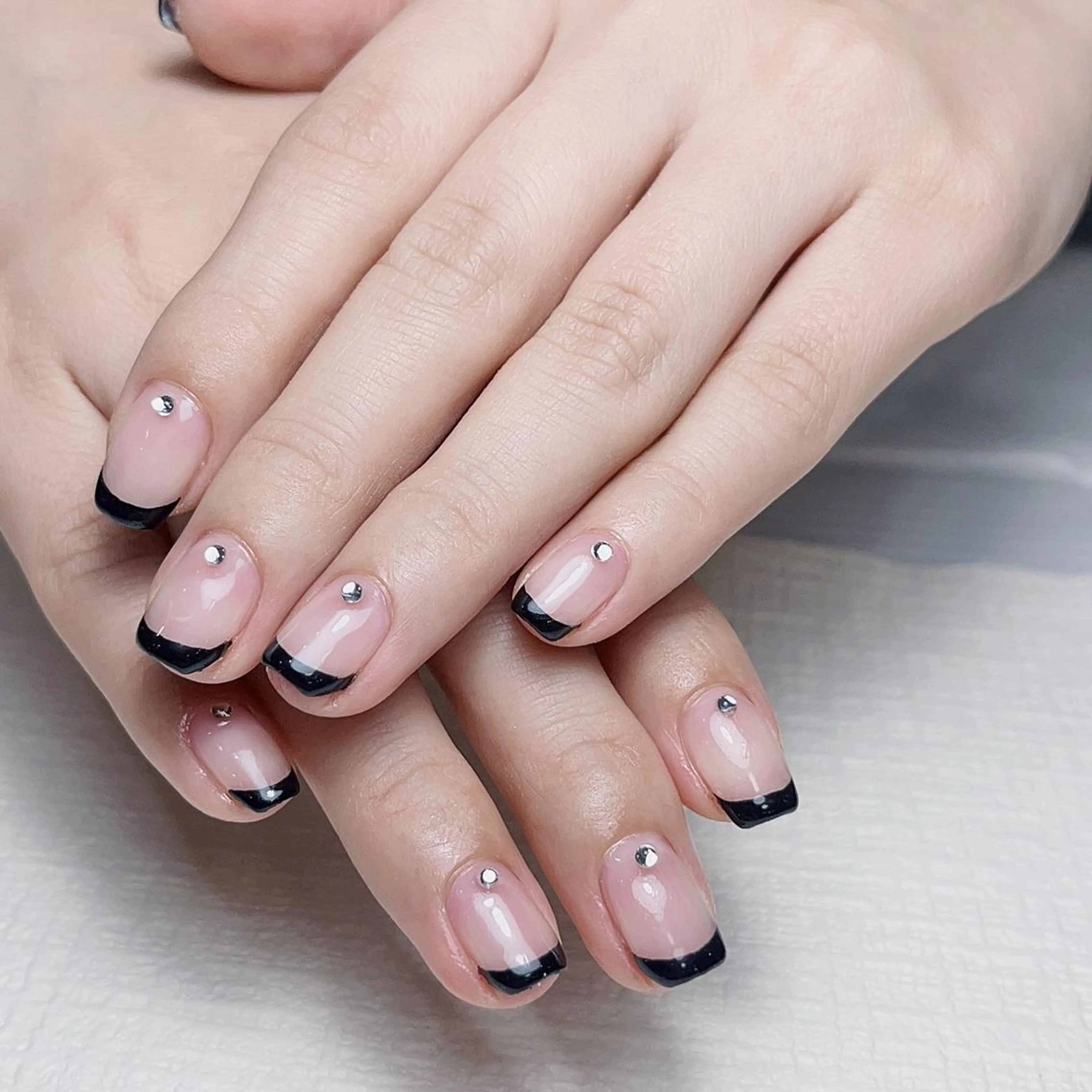 ネイル Elegant beautyカクのネイルデザイン