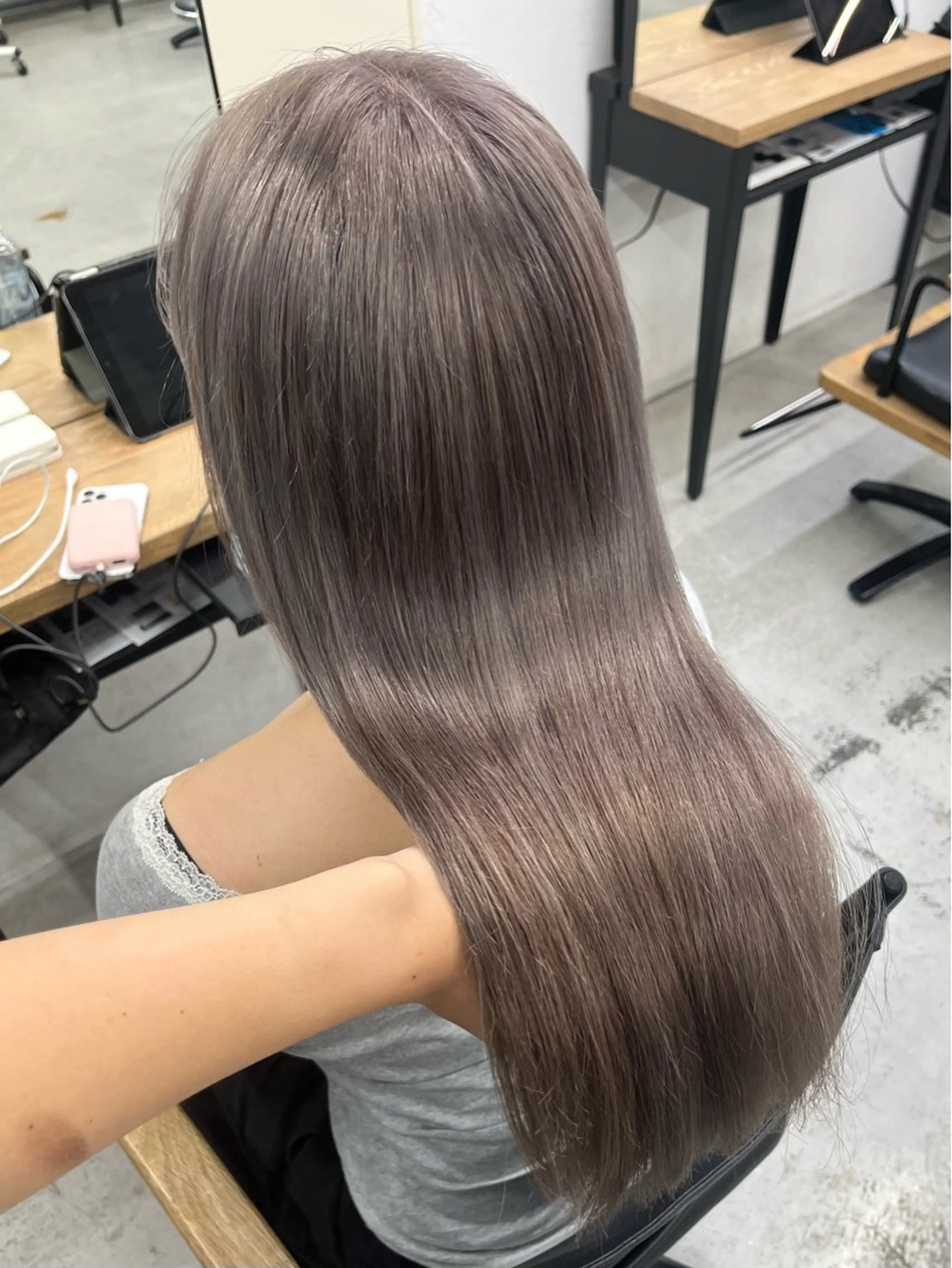 ロング カラー ヘアアレンジ グレージュ カット ヘアカラー 🫧透明感カラー/ ナルハ🫧のヘアスタイル