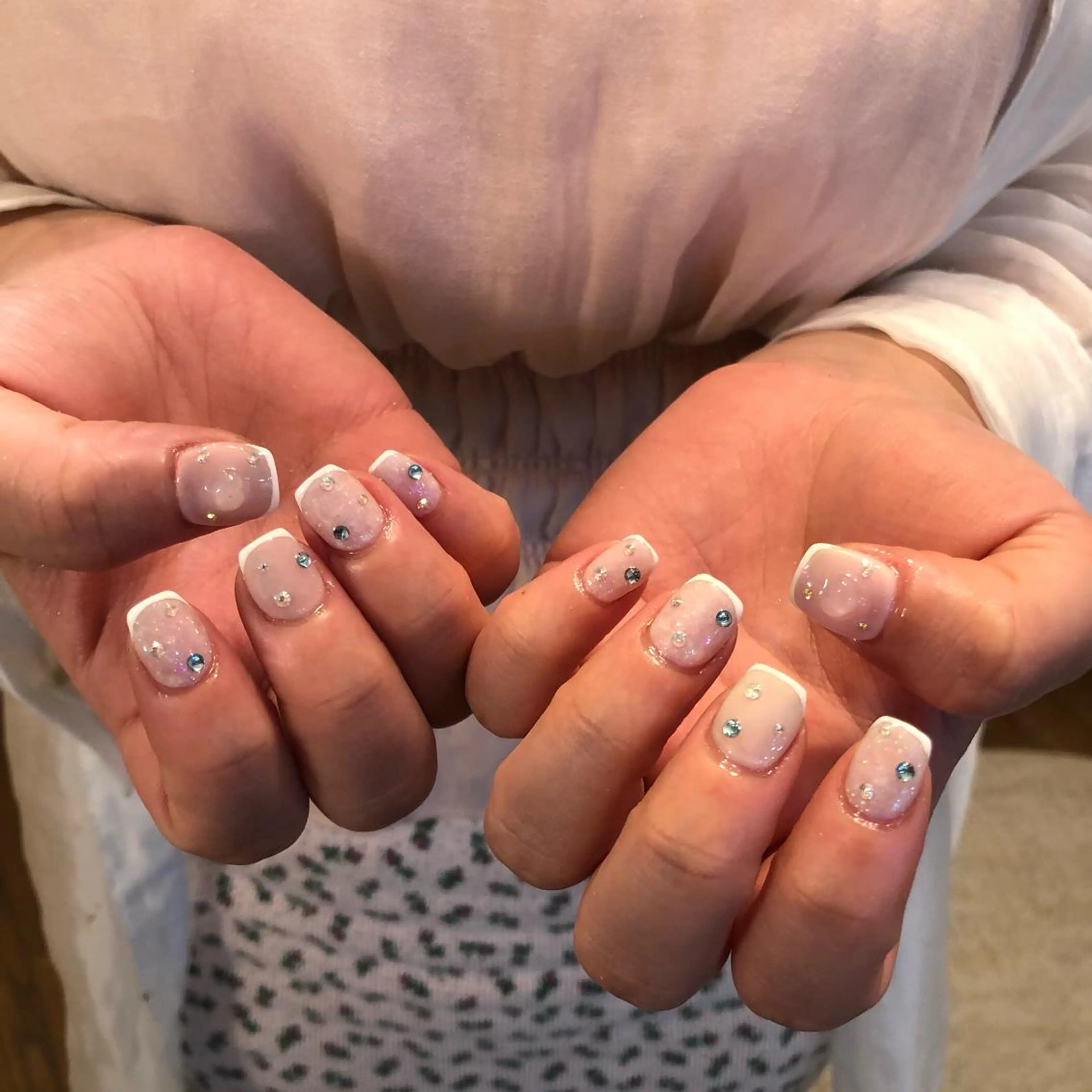 ネイル ハンドネイル フットネイル ハンドケア Nes.Nail所属・Miyagi Asamiのネイルデザイン