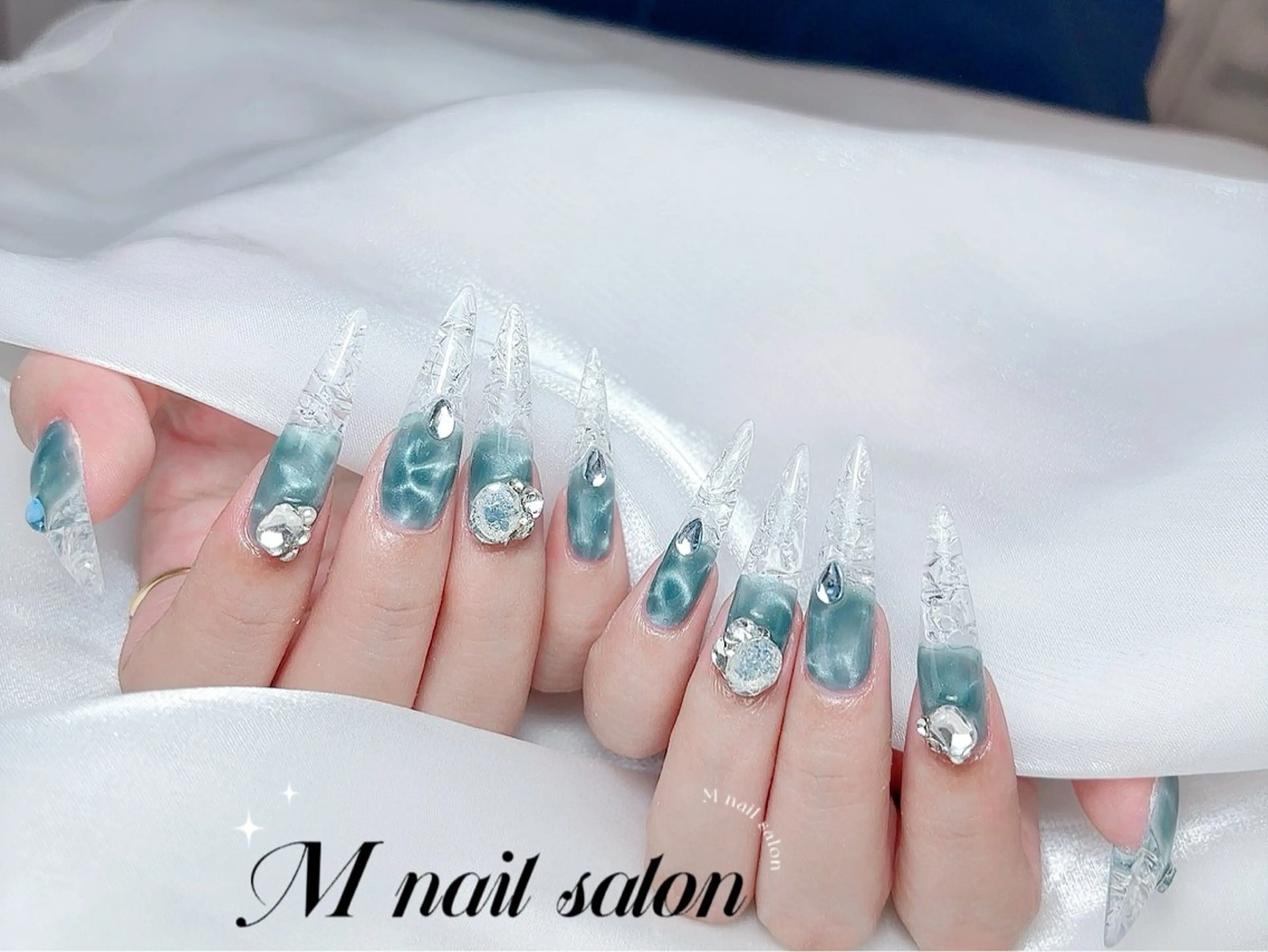 ネイル ハンドネイル M🌷nail 長さだし専門店のネイルデザイン