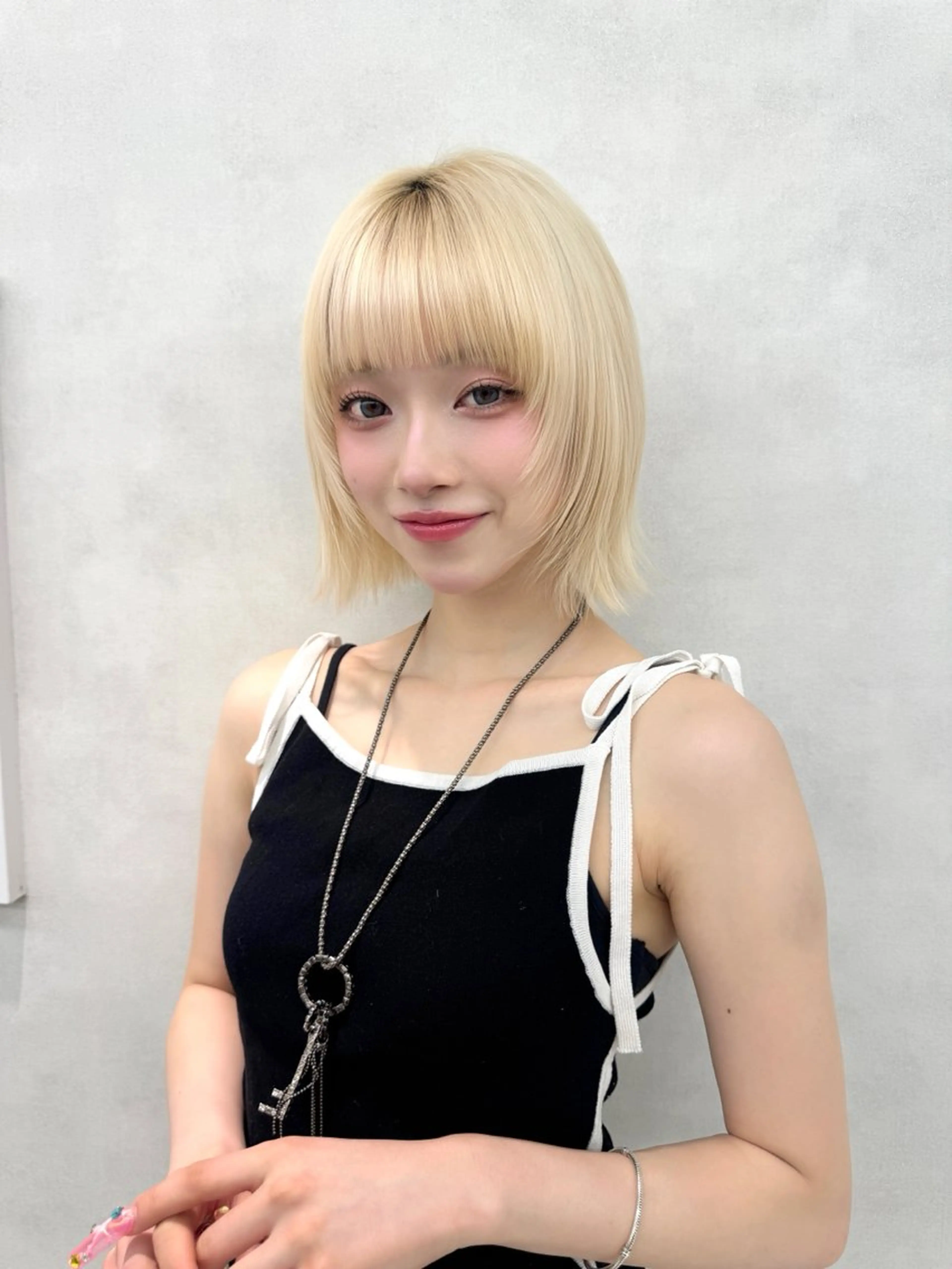 ミディアム ボブレイヤー ボブ 顔周りカット レイヤーカット 小顔カット カット ヘアカラー トリートメント 韓国風レイヤー/ ボブ/しんやのヘアスタイル
