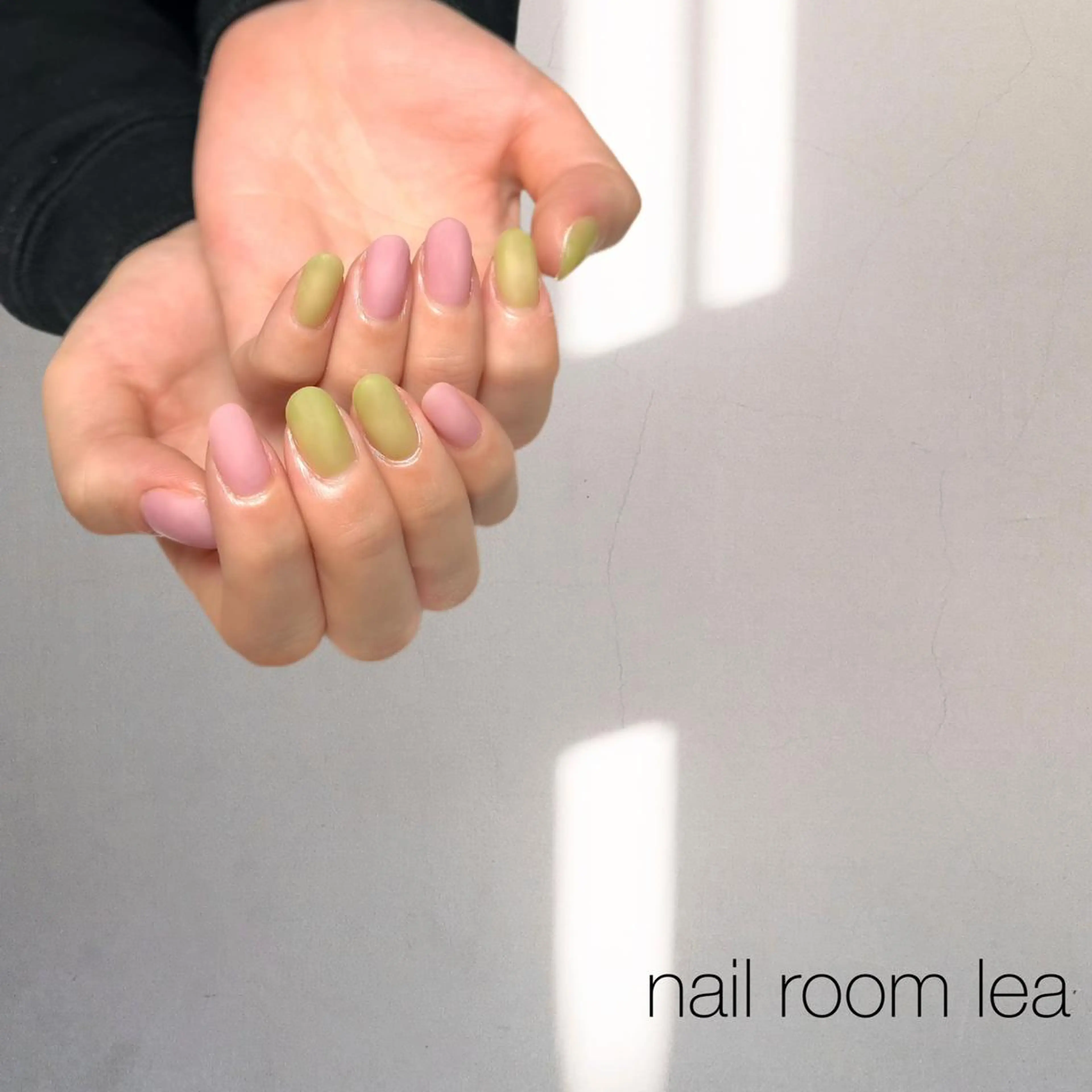 ネイル ハンドネイル ハンドケア nailroom leaのネイルデザイン