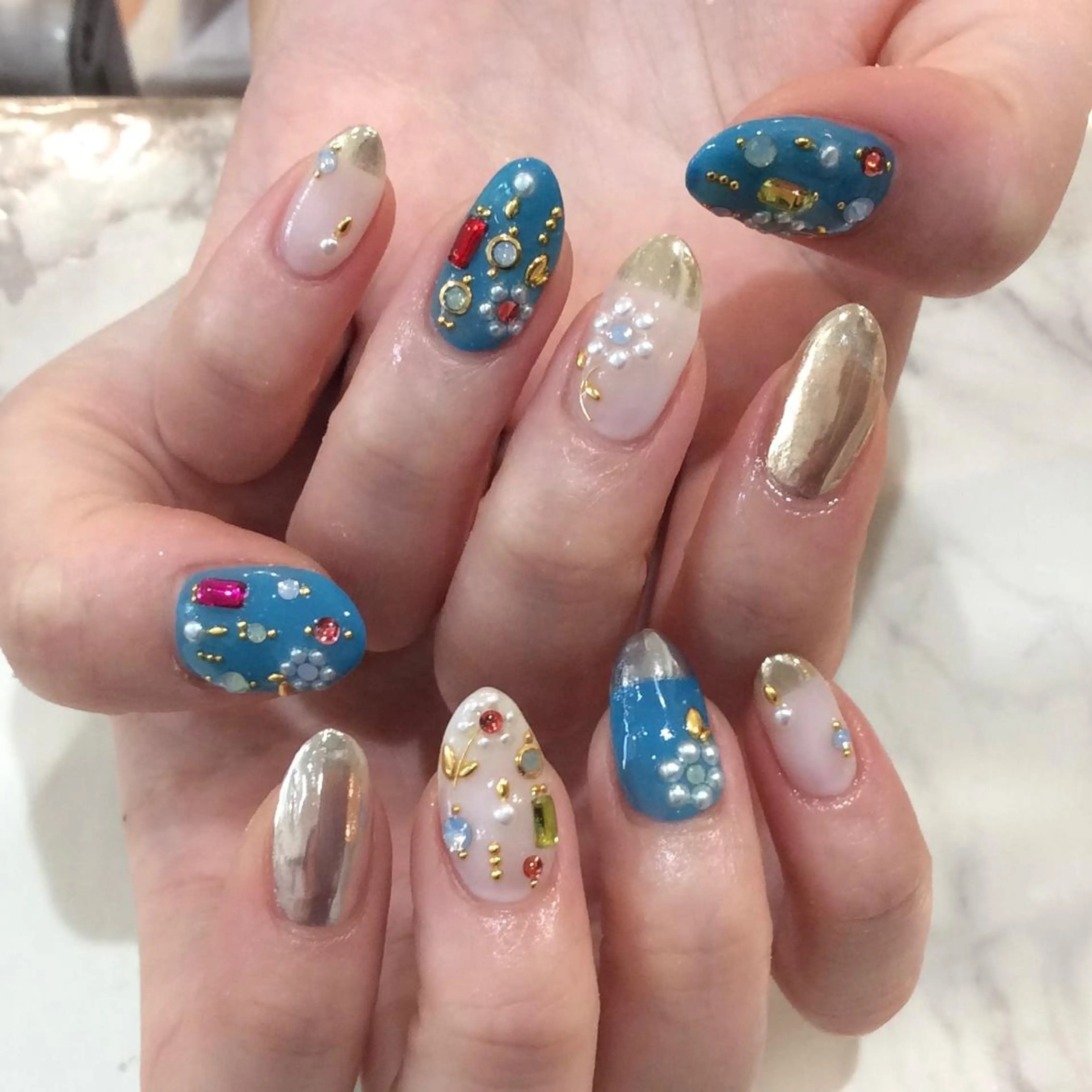 ネイル アートネイル H🌺 NAILのネイルデザイン