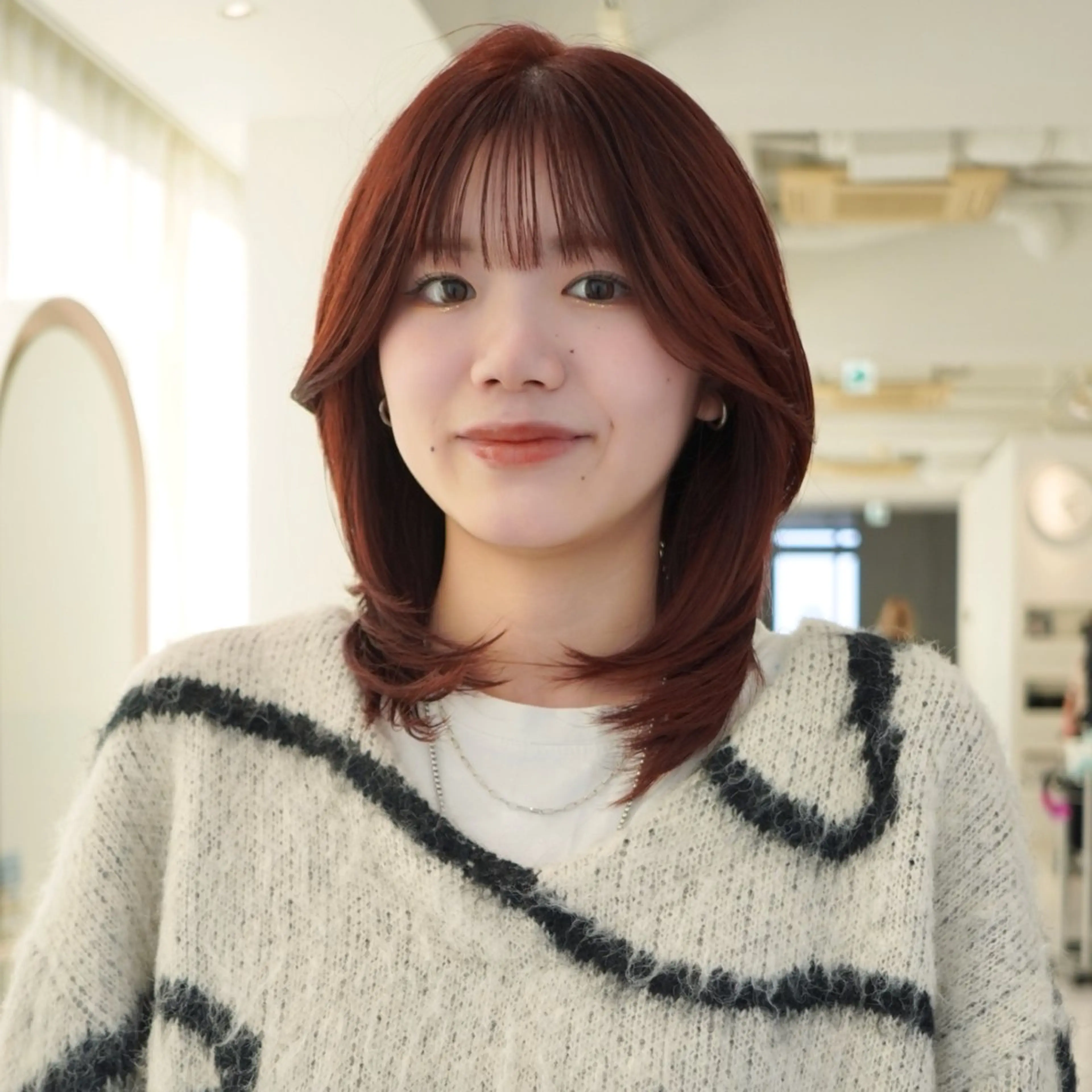 ミディアム カラー ボルドーカラー オレンジ 飯田 優花/カットモデルのヘアスタイル