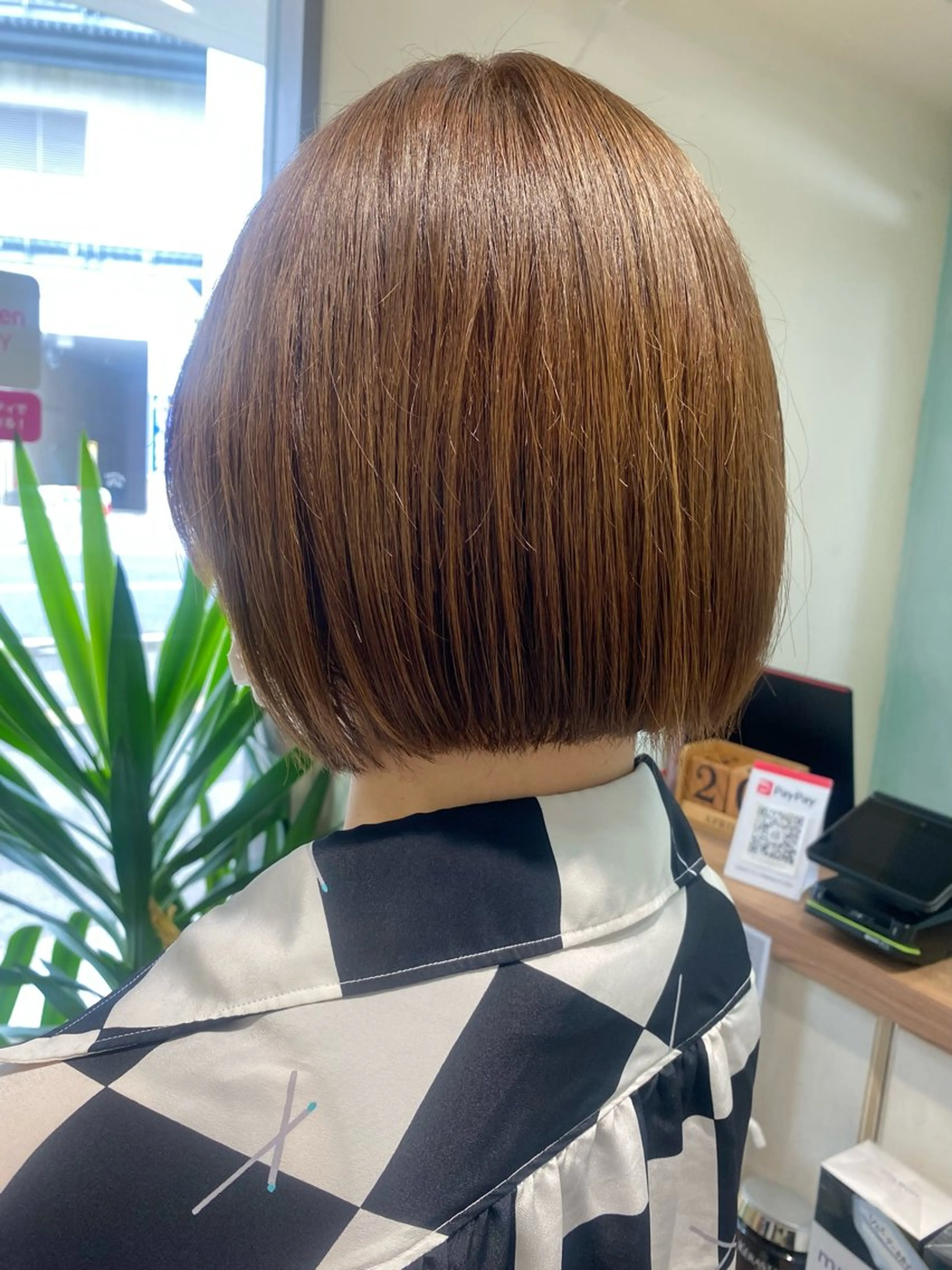 ミディアム カラー ベージュカラー ボブ 後藤 瀬奈のヘアスタイル
