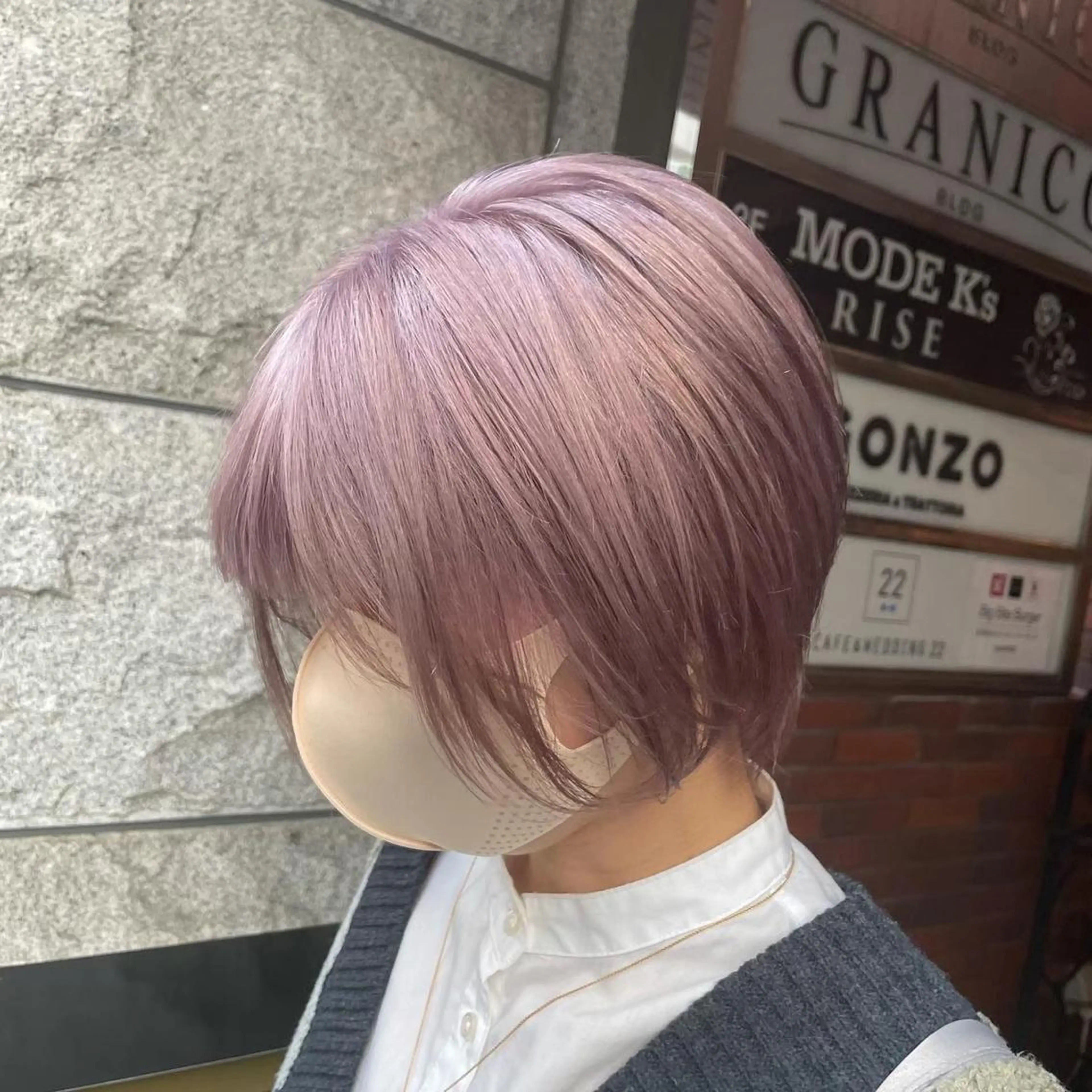 ショート カラー ヘアカラー カラーが上手い 辻悠月のヘアスタイル