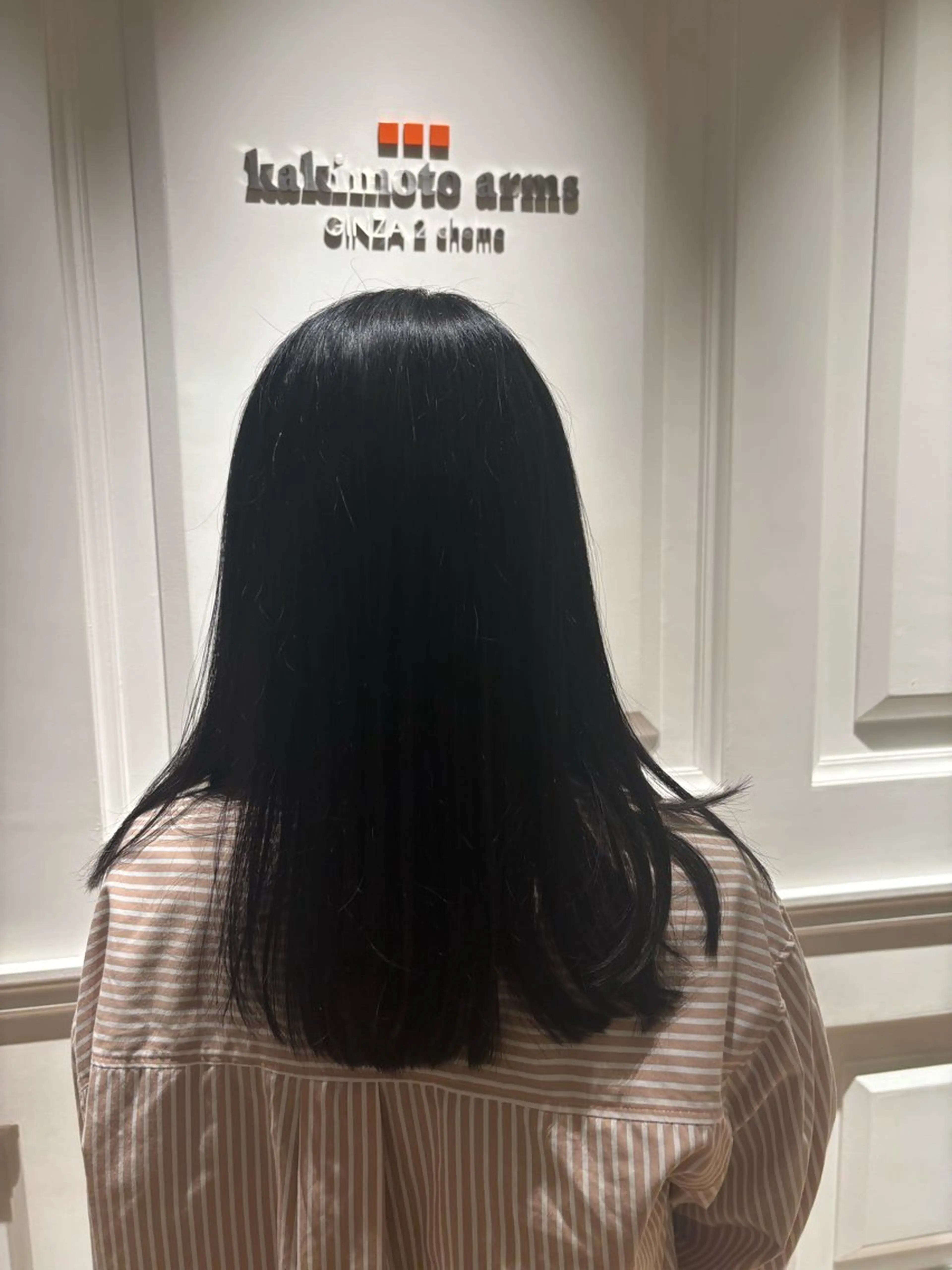 セミロング カラー THETAふじみ野店所属・金井 智也のヘアスタイル
