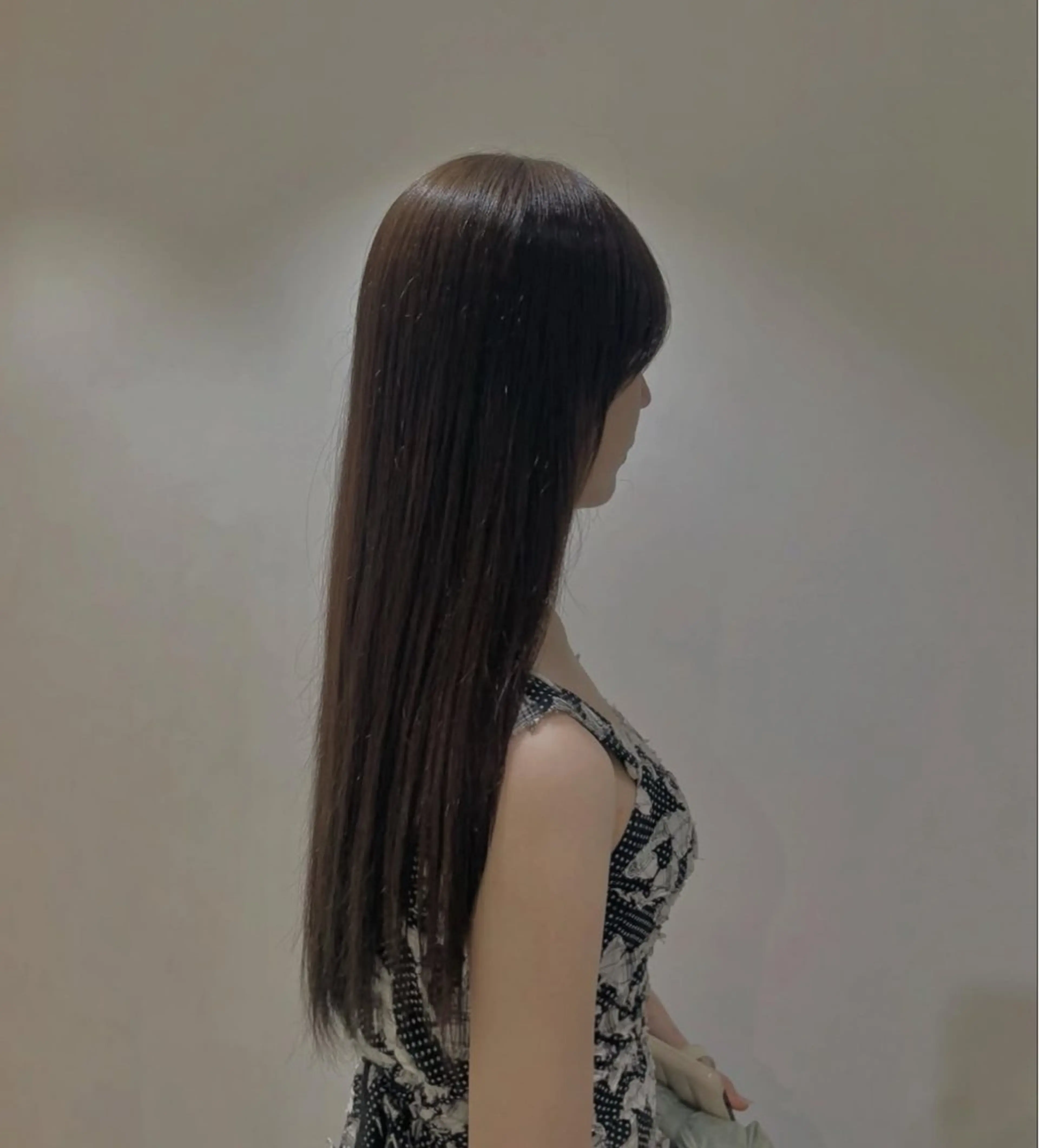 ロング カラー ブラウンカラー ヘアカラー トリートメント 高橋 晴のヘアスタイル