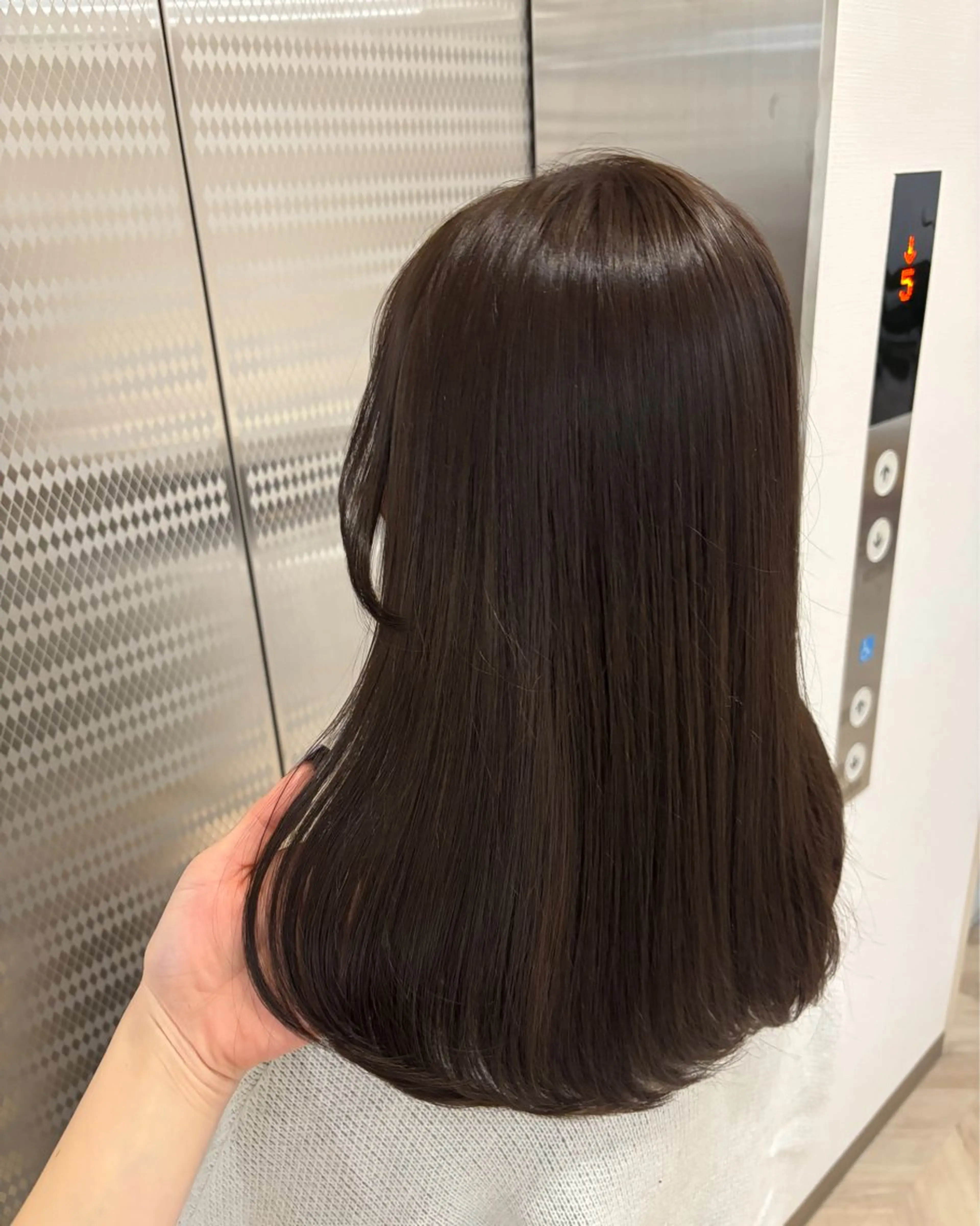セミロング カラー トリートメント カット ヘアカラー CHAINON×FeM#所属・名駅/sHiHo/透 明感カラー✨🎀/のヘアスタイル