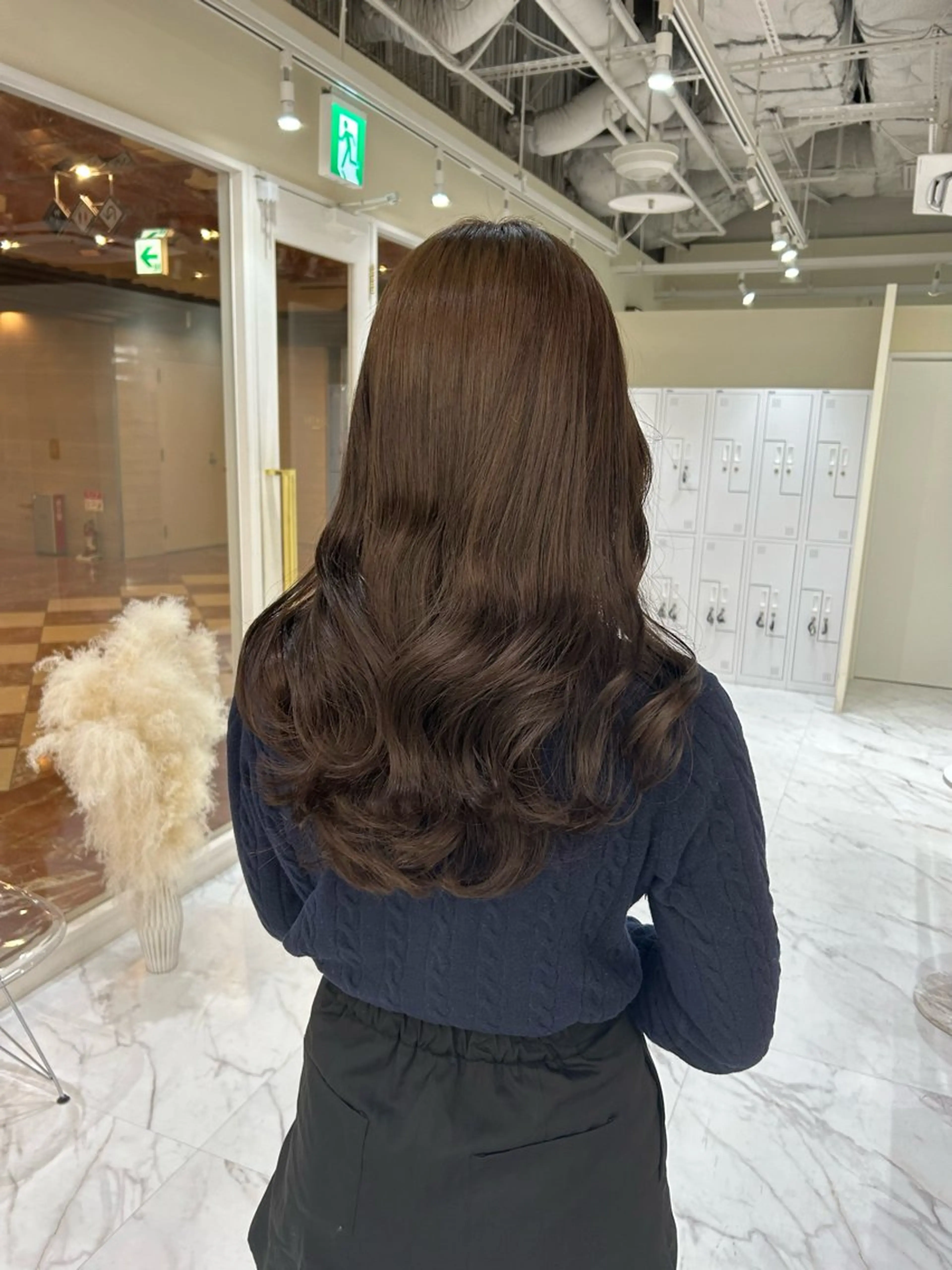 ロング カラー ヘアアレンジ ベージュカラー ブリーチ ダブルカラー グレージュ ブリーチなしカラー カット ヘアカラー トリートメント mao透明感カラー 似合わせヘアメイクのヘアスタイル