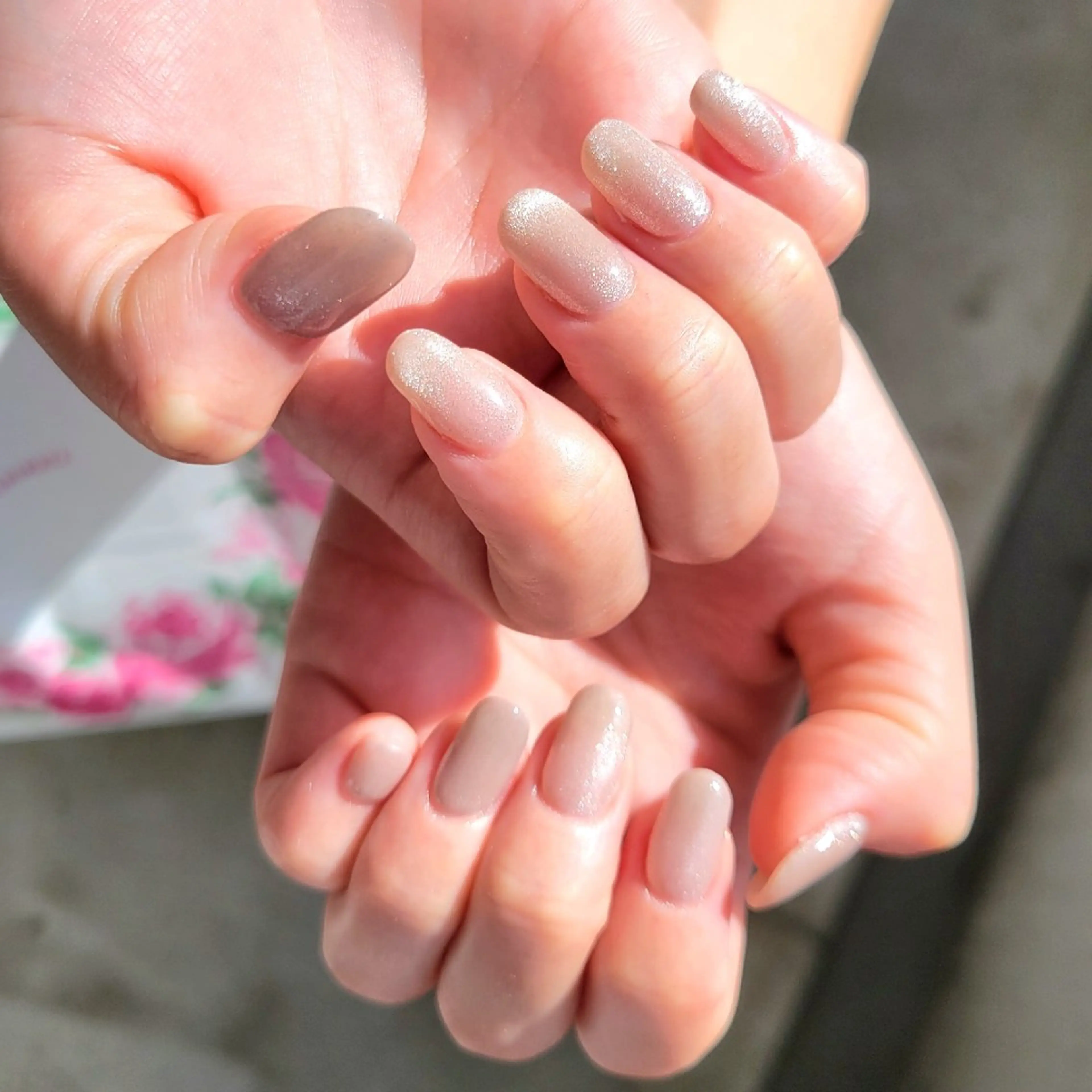 ネイル グラデーション マグネットネイル ハンドネイル Natsumi 🦊  Nailのネイルデザイン