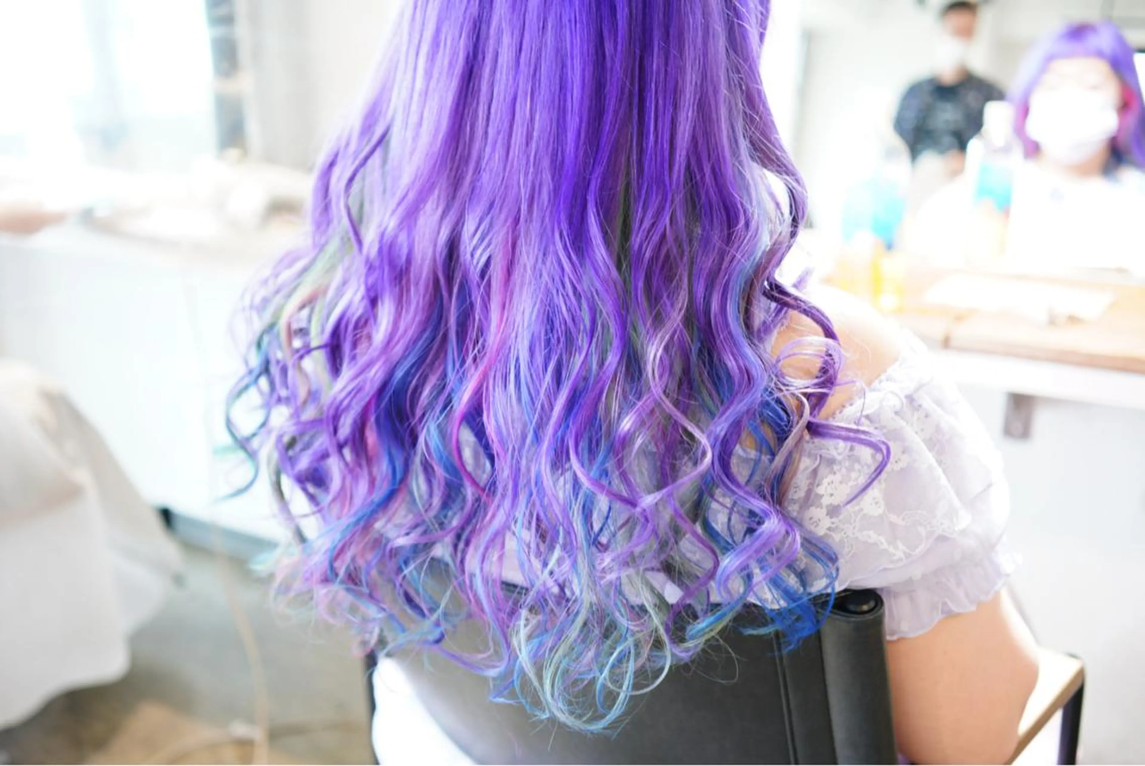 ロング カラー ユニコーンカラー ヘアカラー トリートメント ハイトーン/レイヤー /ケアブリーチ石川治のヘアスタイル