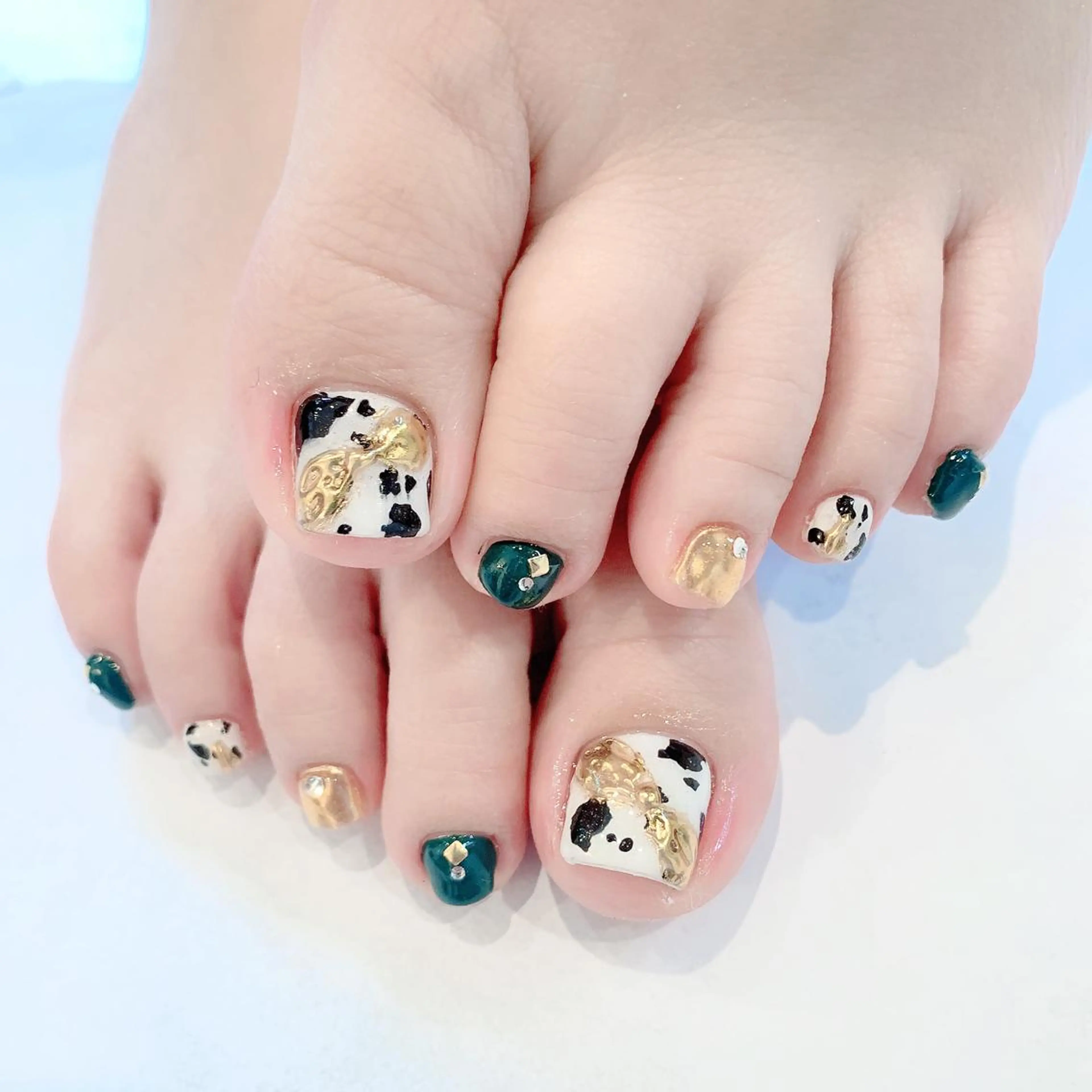 ネイル アートネイル フットネイル ミラーネイル ハンドネイル フットネイル Adite nailのネイルデザイン