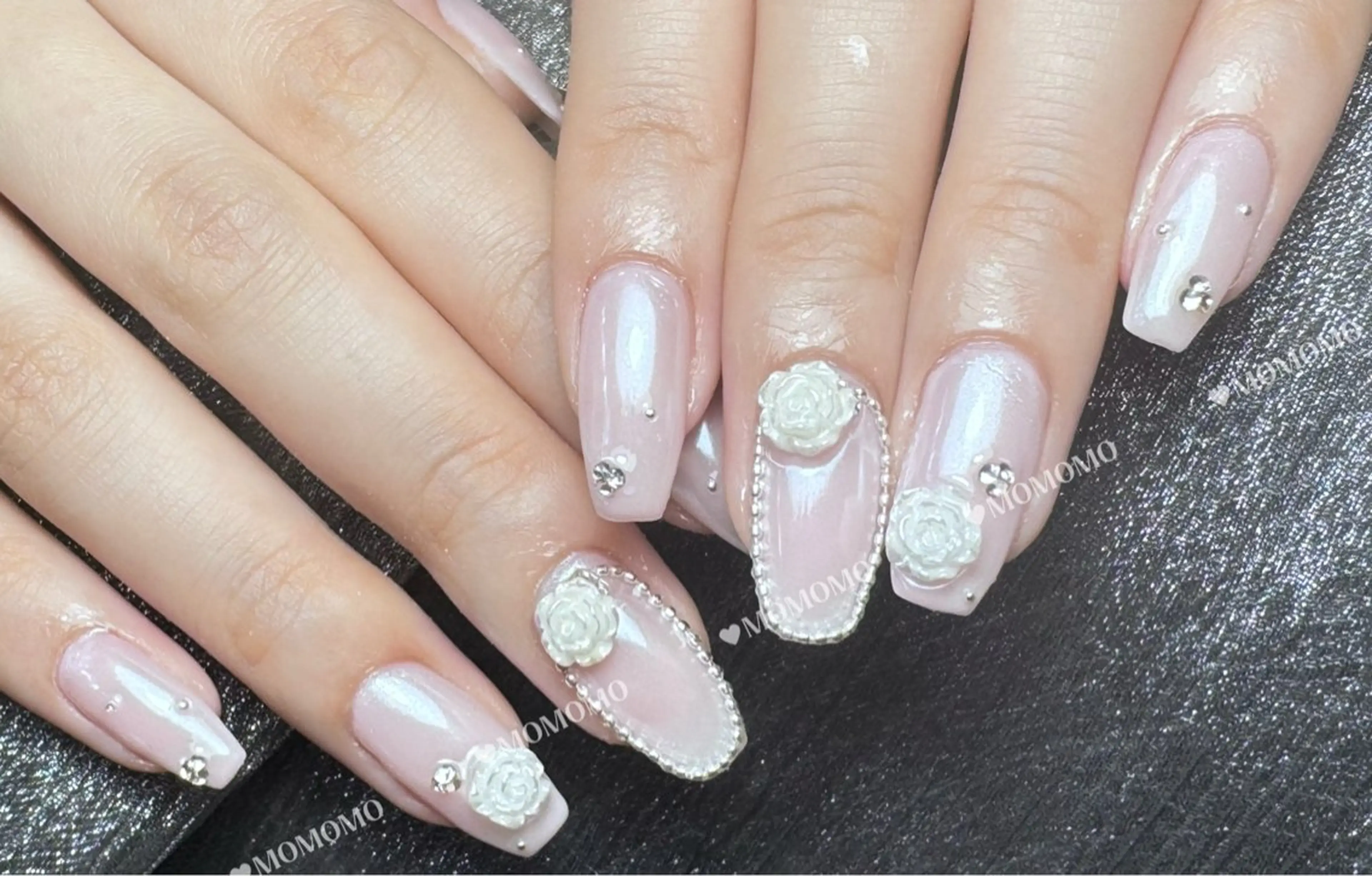 ネイル 韓国ネイル ハンドネイル MOMO nail所属・NIITSU 川崎のネイルデザイン