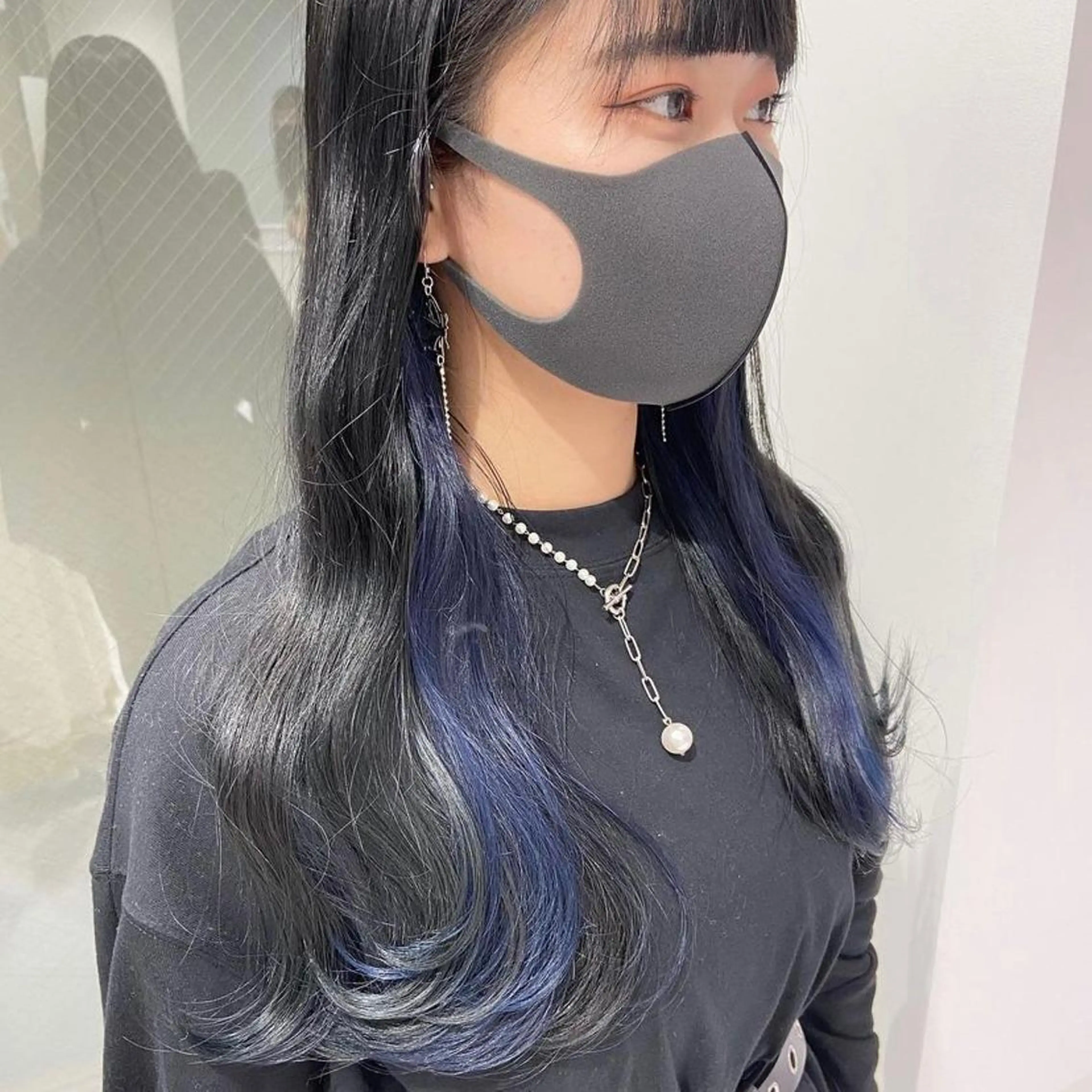 ロング カラー ブルーカラー イルミナカラー インナーカラー ロング カット ヘアカラー 顔まわりカット レイヤー桑原 日花理のヘアスタイル