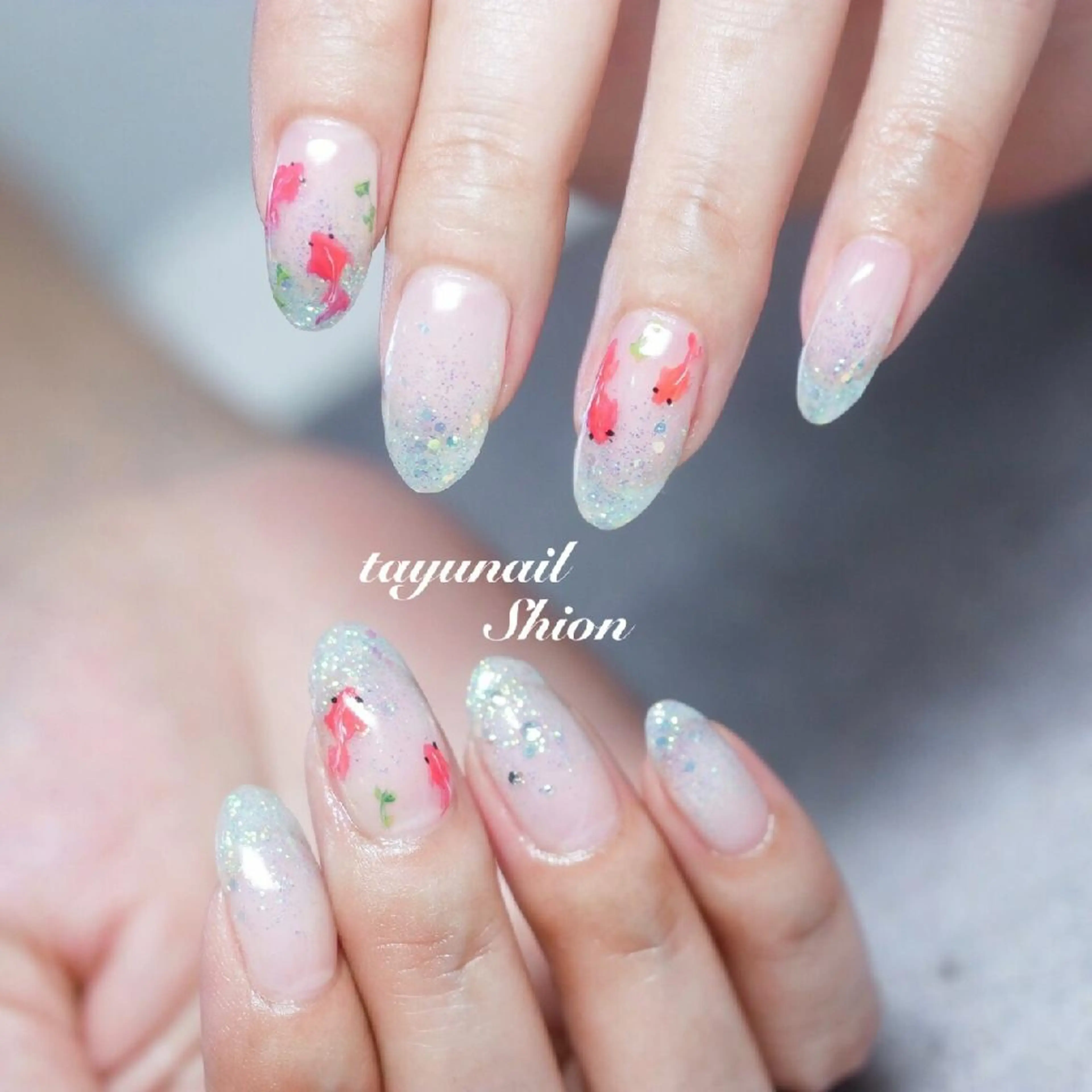 ネイル ブルー ジェルネイル グラデーション キラキラネイル ラメ(グリッター) ネイルサロン・ネイルスクール たゆnail所属・ネイルサロン 【たゆnail】のネイルデザイン