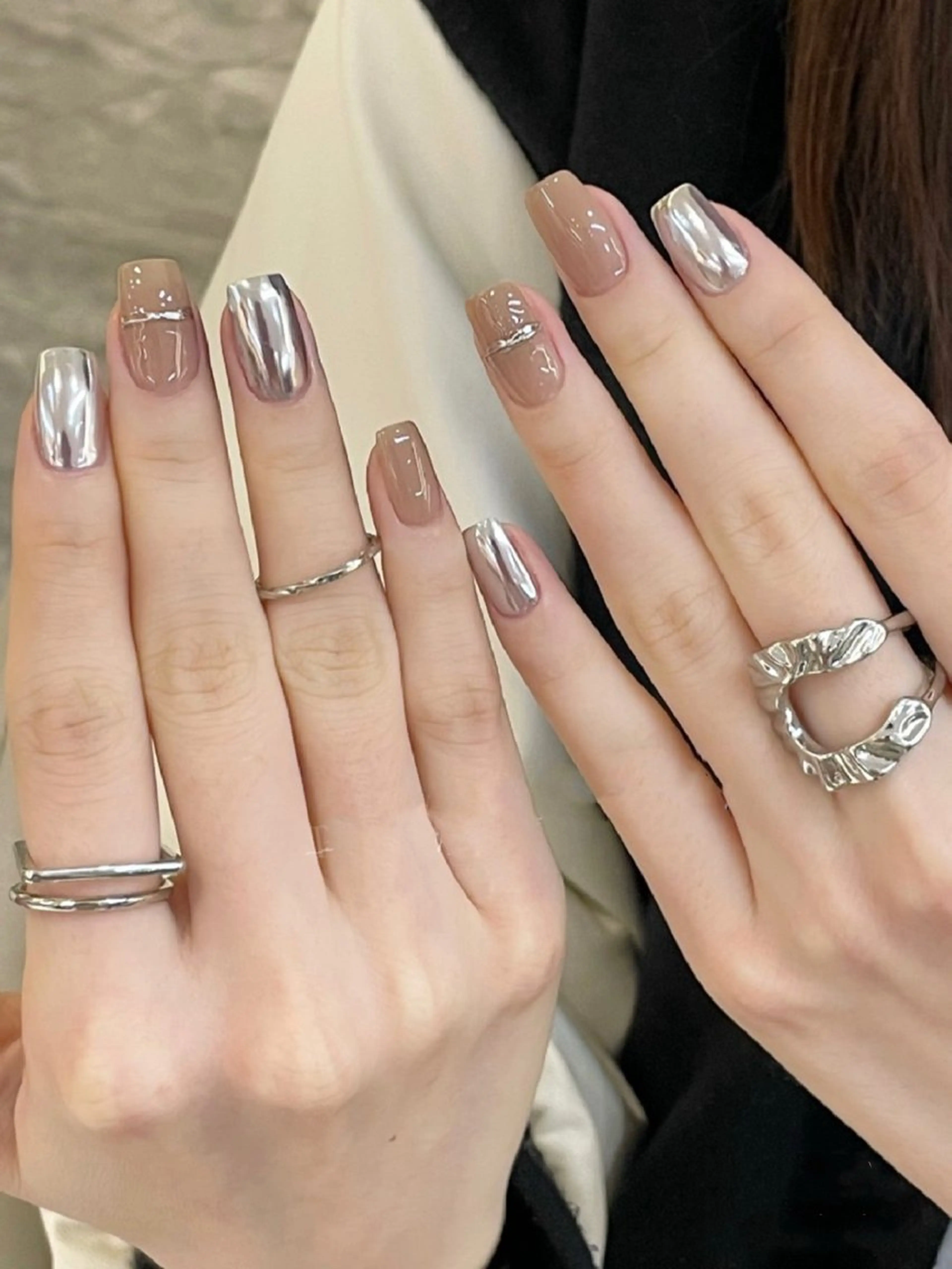 ネイル ジェルネイル ハート 韓国ネイル ニュアンスネイル オフィスネイル Niko nailサロンのネイルデザイン