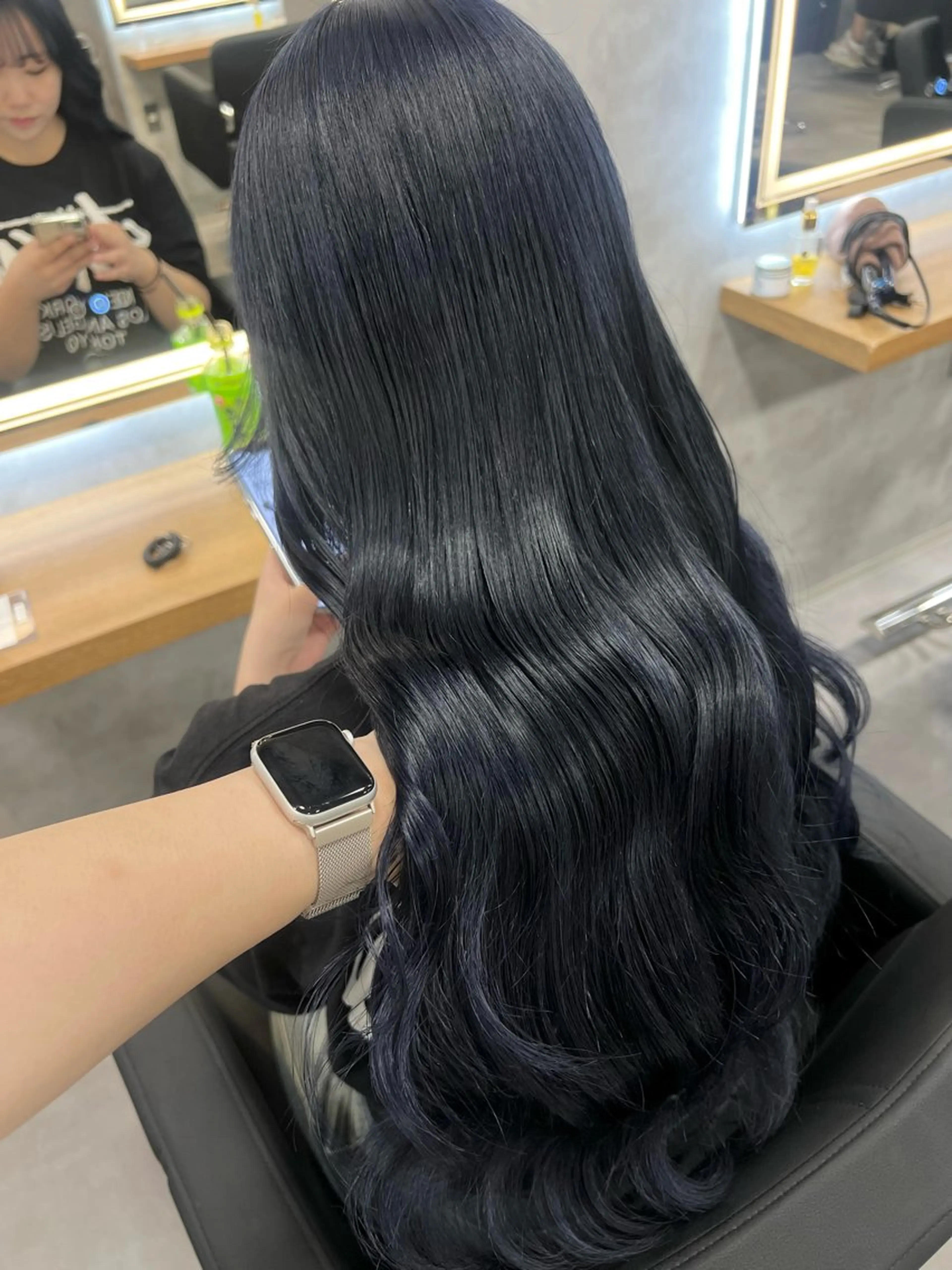セミロング カラー ブルーカラー ネイビーカラー 髪質改善 ヘアカラー トリートメント ヘアセット お客様満足No.1 🌈Neneのヘアスタイル