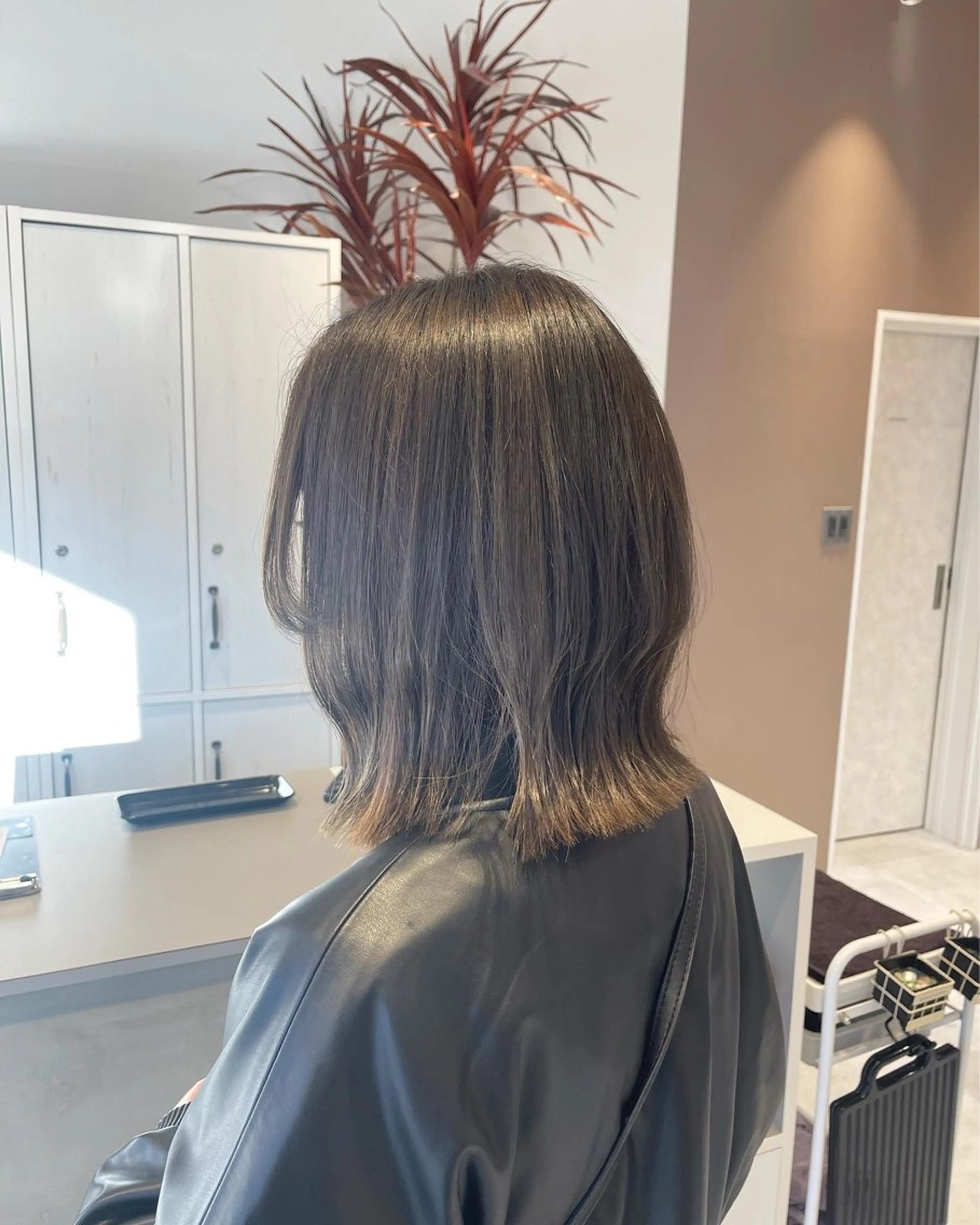ミディアム カット ヘアカラー トリートメント Le rond所属・透明感艶カラー 城間晴人のヘアスタイル