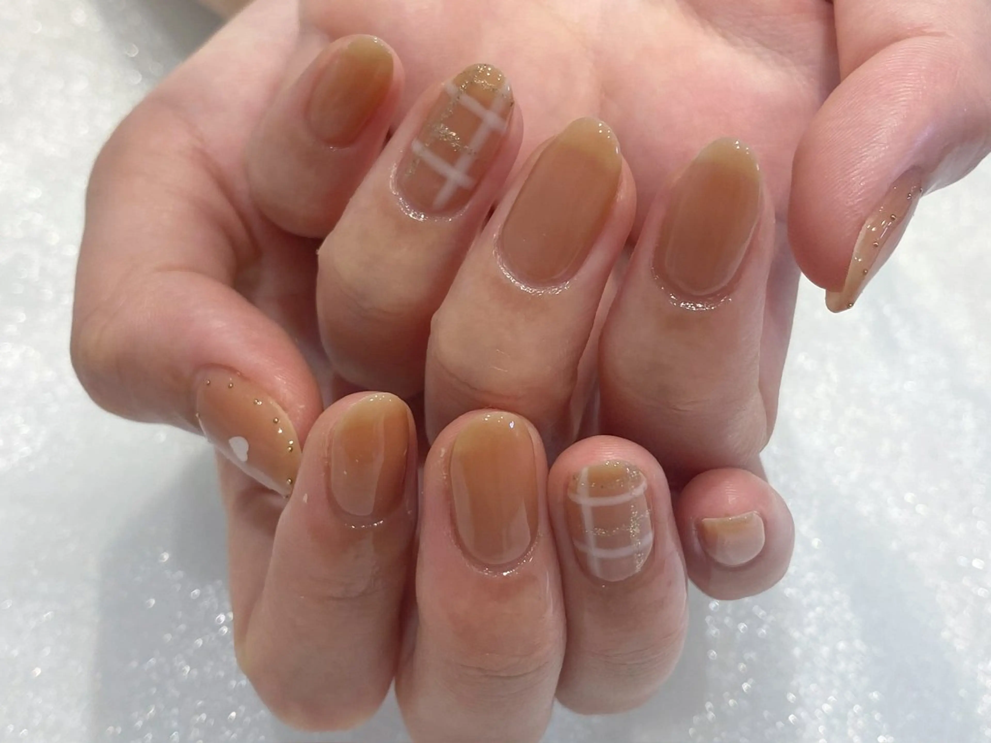 ネイル シンプルネイル ハンドネイル ハンドケア mika .のネイルデザイン