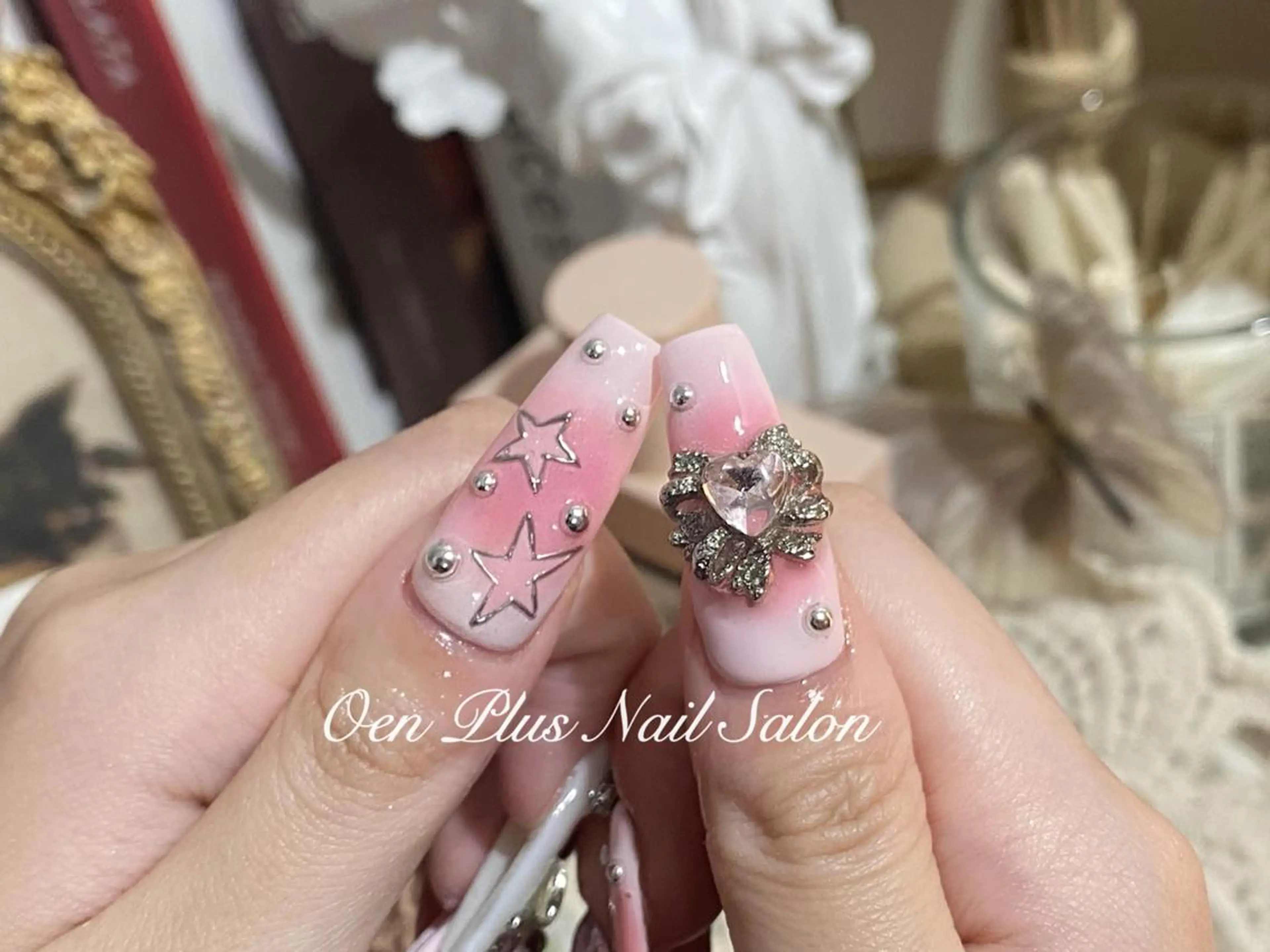 ネイル One Plus Nail Salonのネイルデザイン